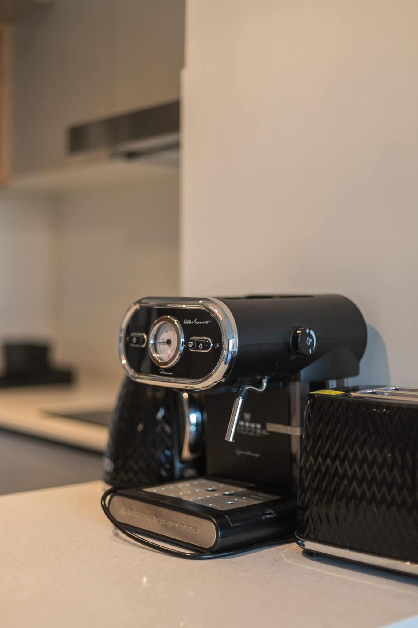 Your Adventure Begins in Las Condes 2BR2BA Apartment