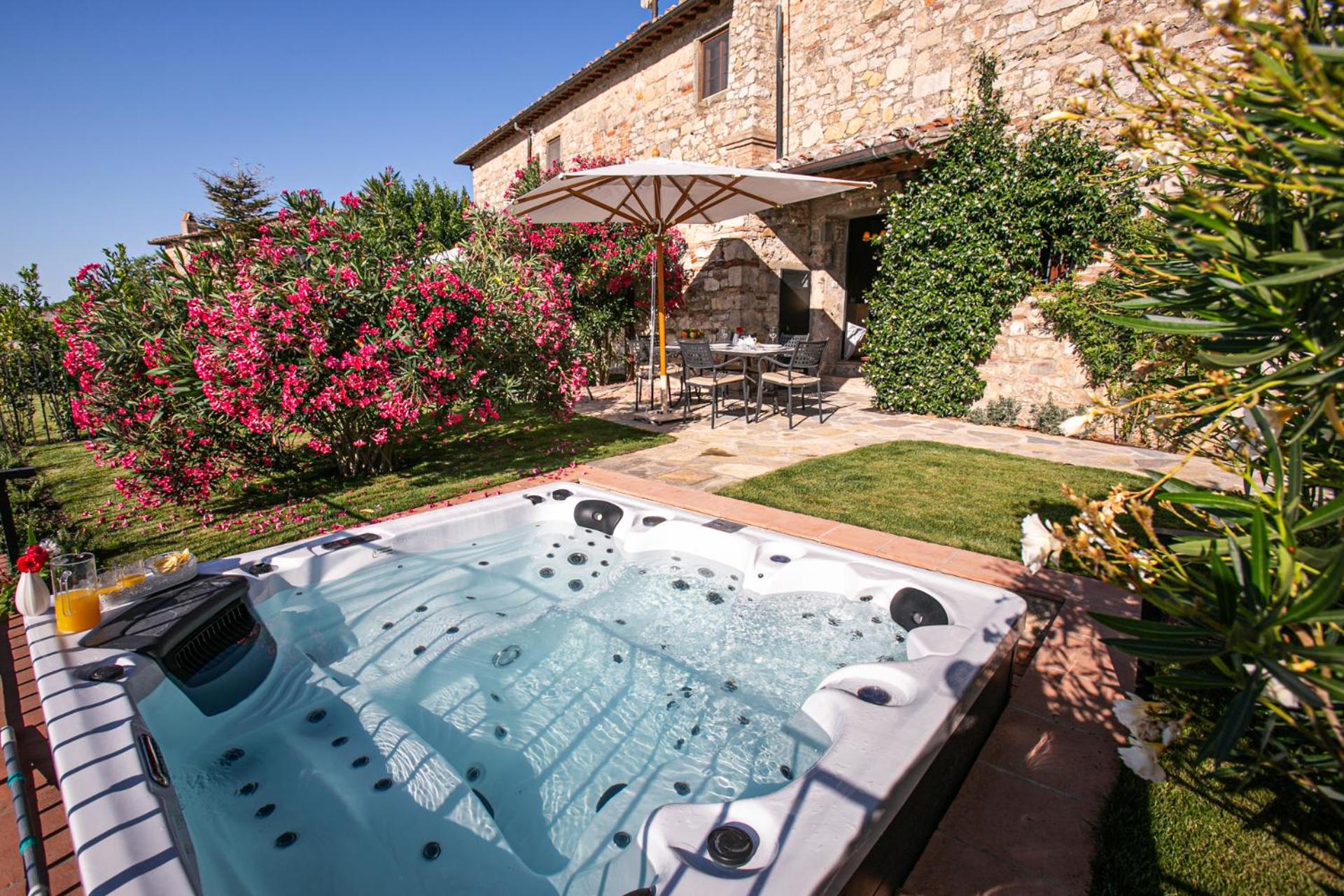 Hotel Casa Livio, a garden with a view - Image 1