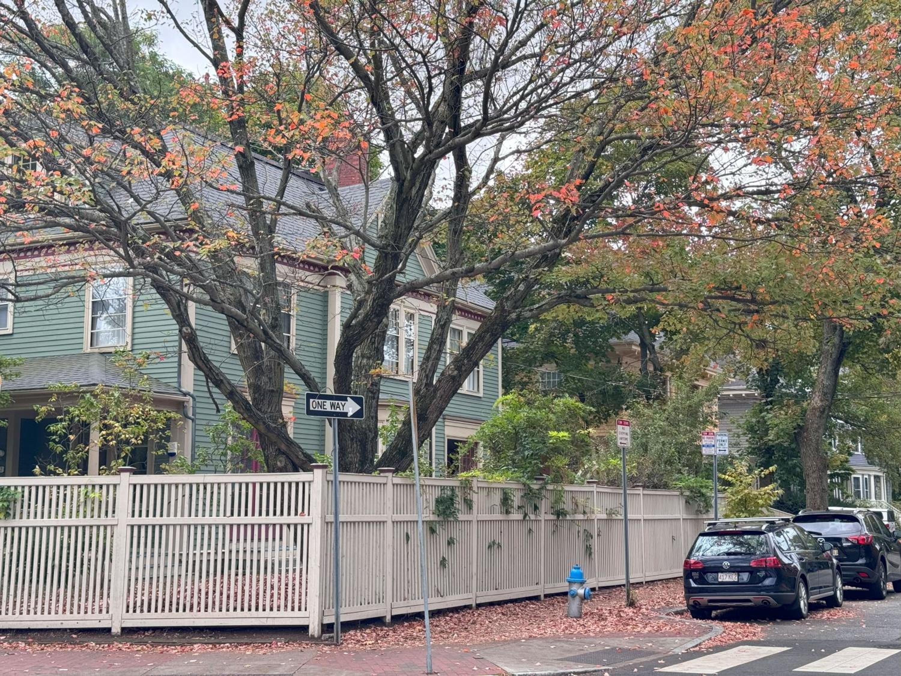 Harvard House - 2BR Retreat adjacent to university - Property Image 1