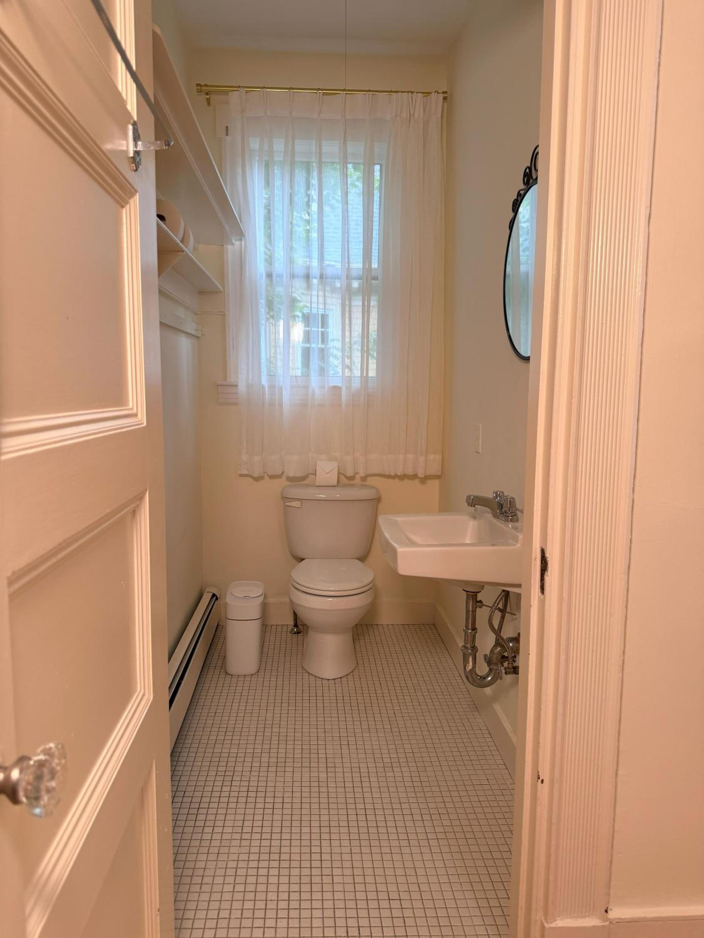 Harvard House - 2BR Retreat adjacent to university - Property Image 3