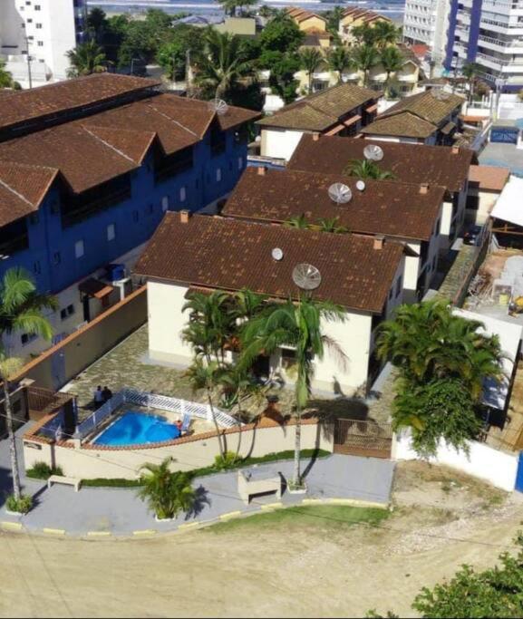 Apartamento a 150m da praia