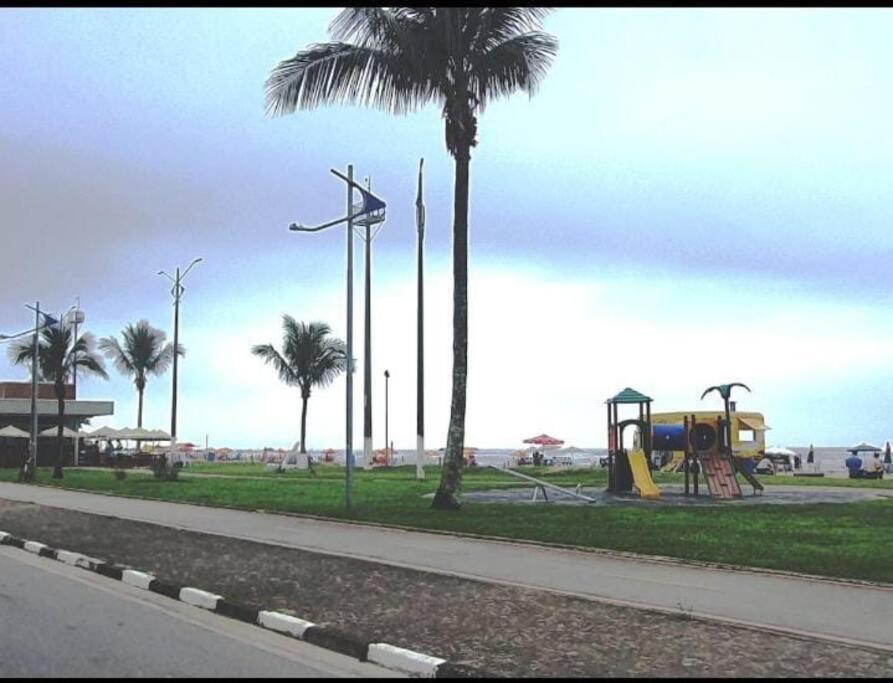 Apartamento a 150m da praia