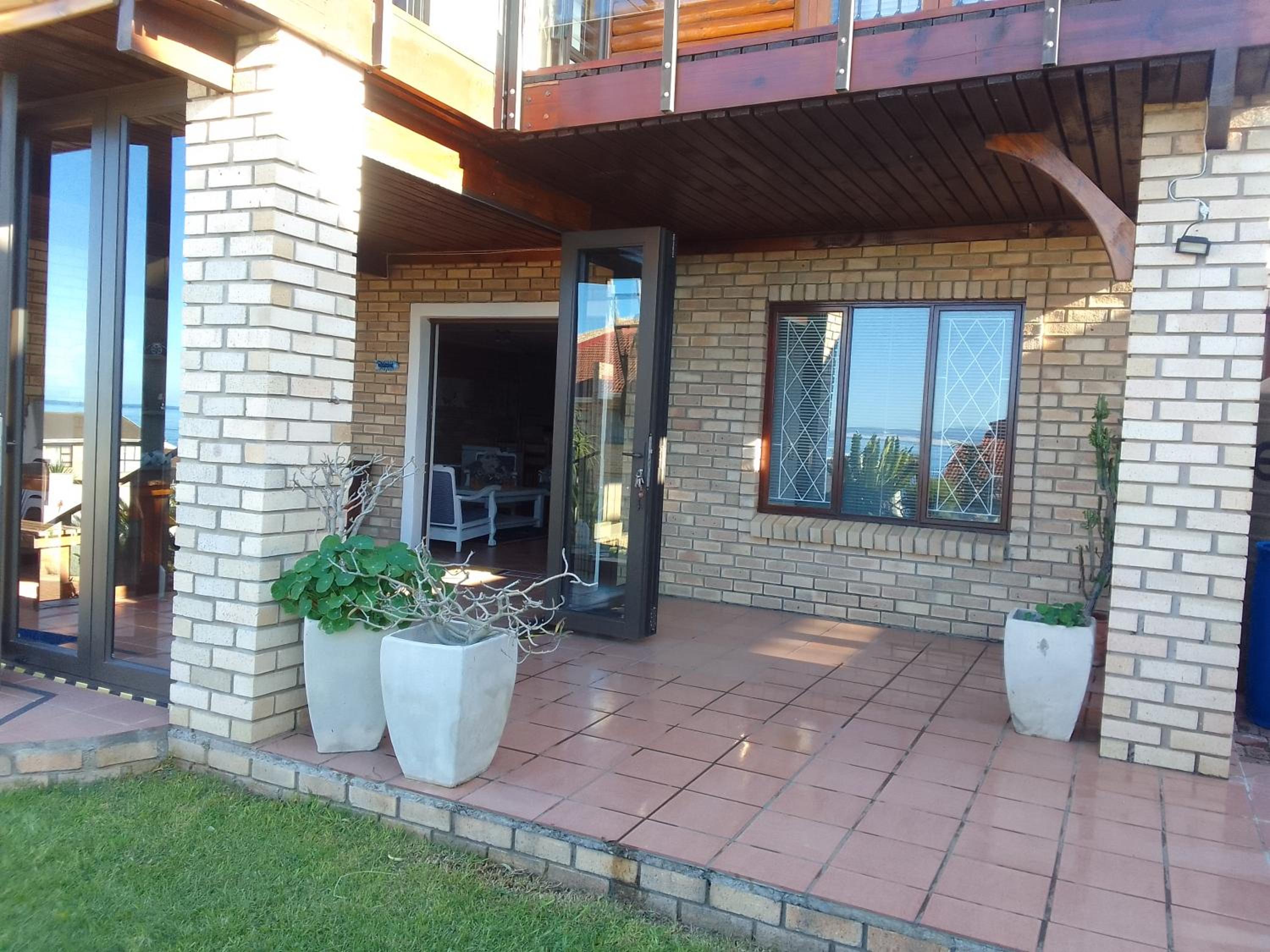 Tamarisk Square 39 view 5