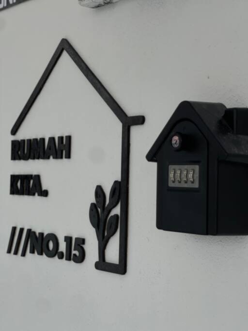 Rumah Kita HStay BM view Self check in 2Room photo 8