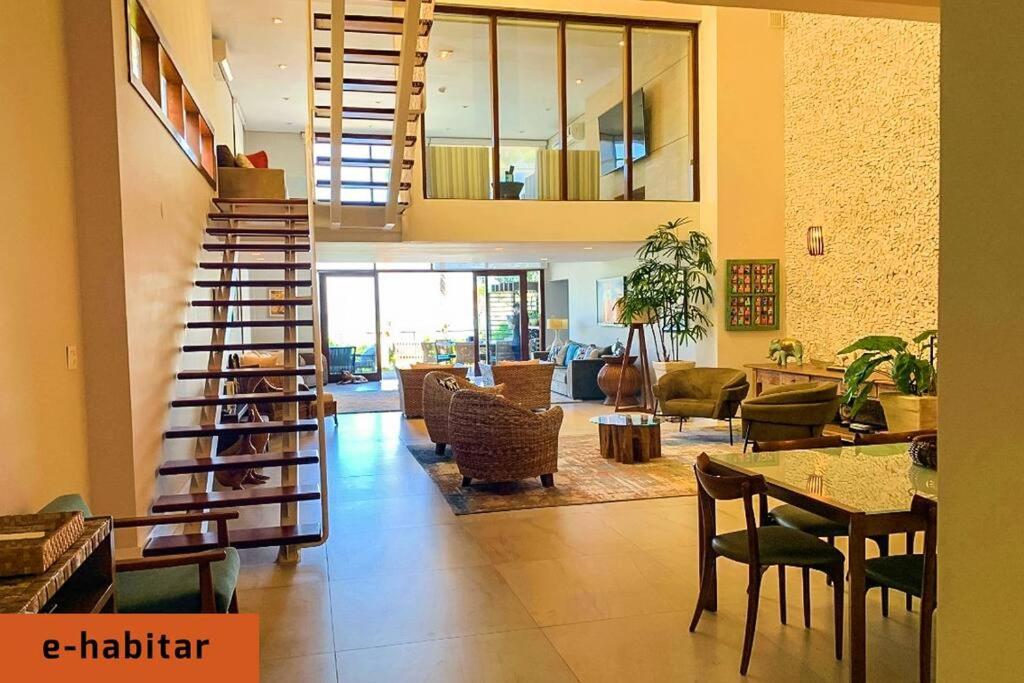 Linda Casa Pé na Areia - Jequiti Residence