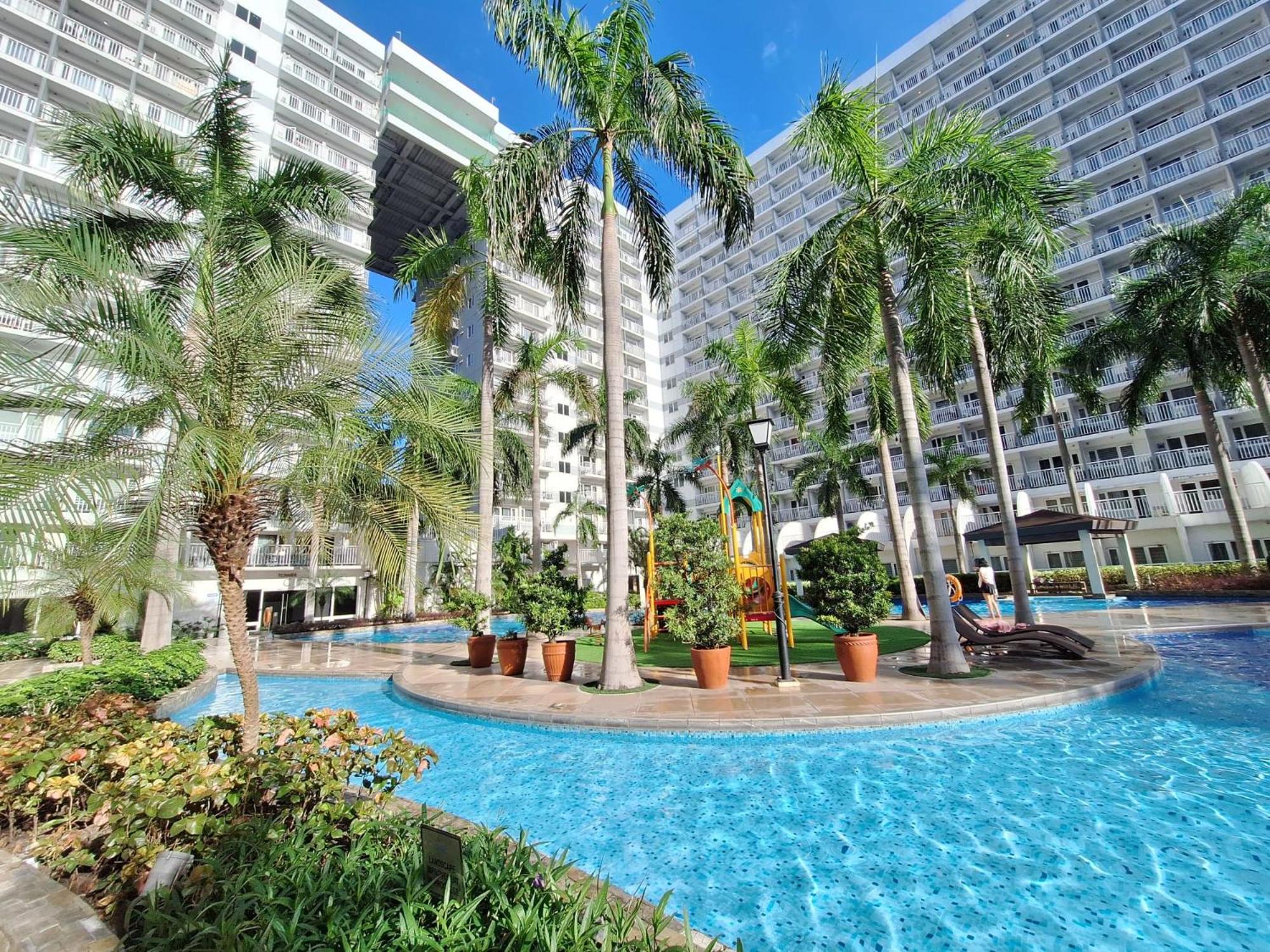 Best staycation at Shell residences in MOA complex view 3