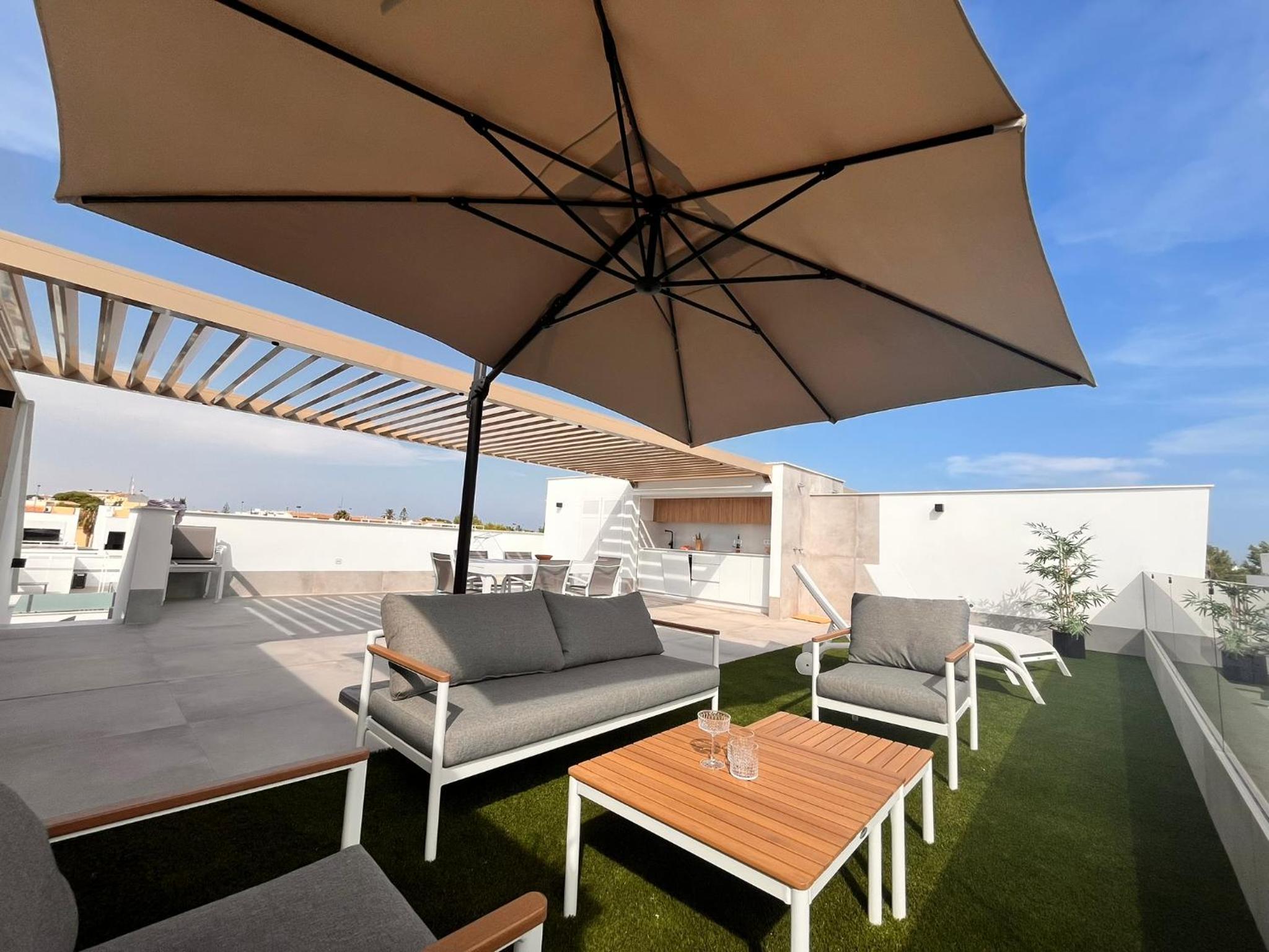 Casa Matti - Luxury rooftop with pool photo 2