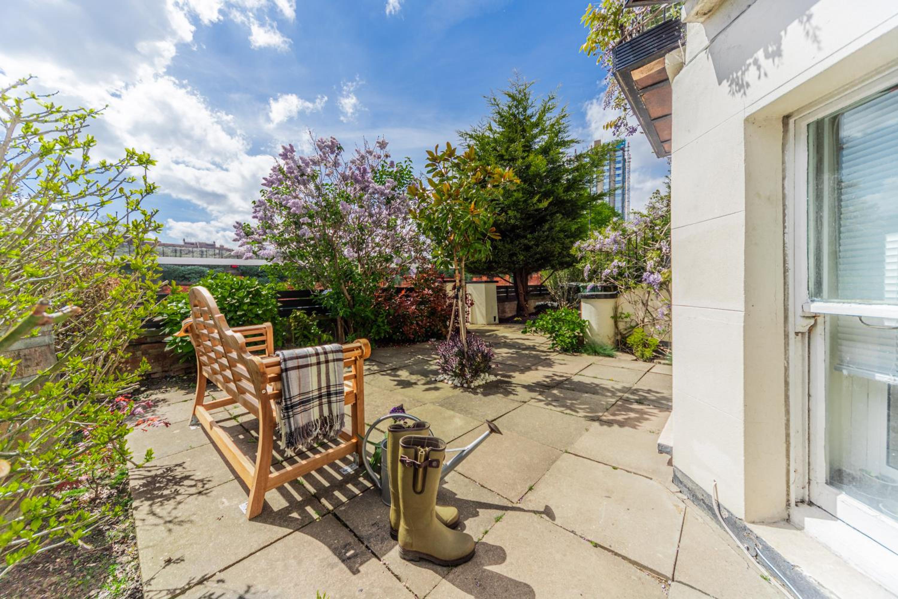 outdoor bbq area