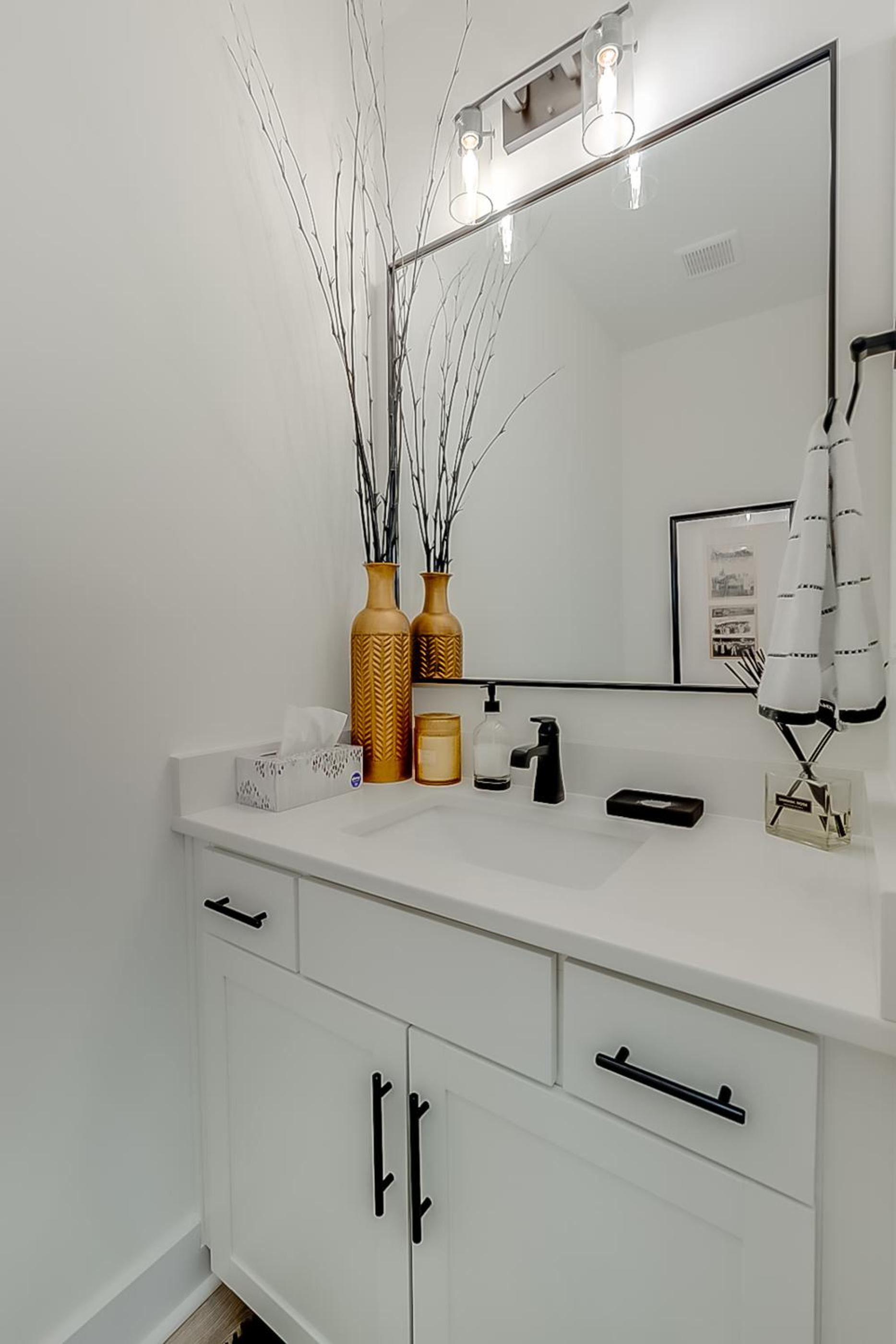 Lexington Vacations - Luxurious 3 BR Distillery District Townhouse - Property Image 31
