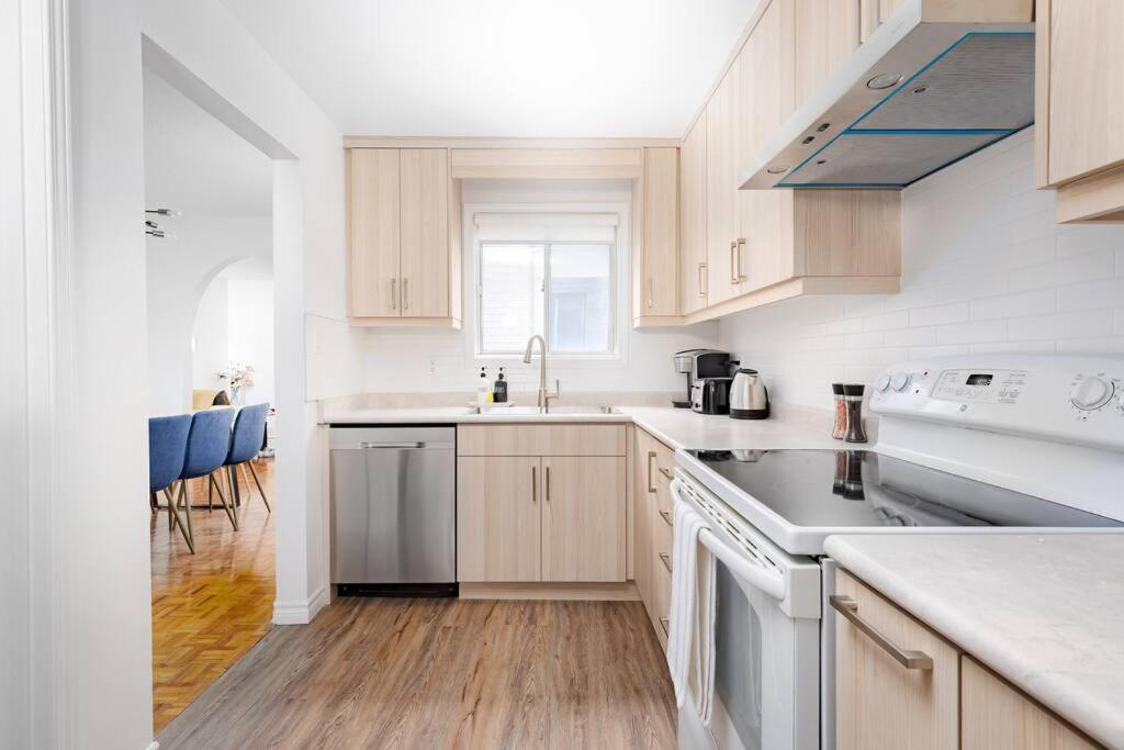 Charming 4 Bed Home with 2Parking