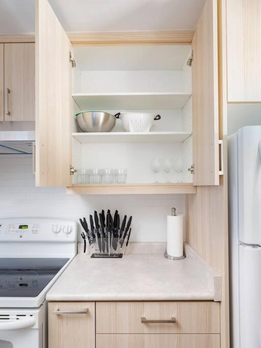 Charming 4 Bed Home with 2Parking
