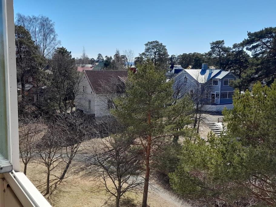 Luonnon rauhassa kodikas loma-asunto