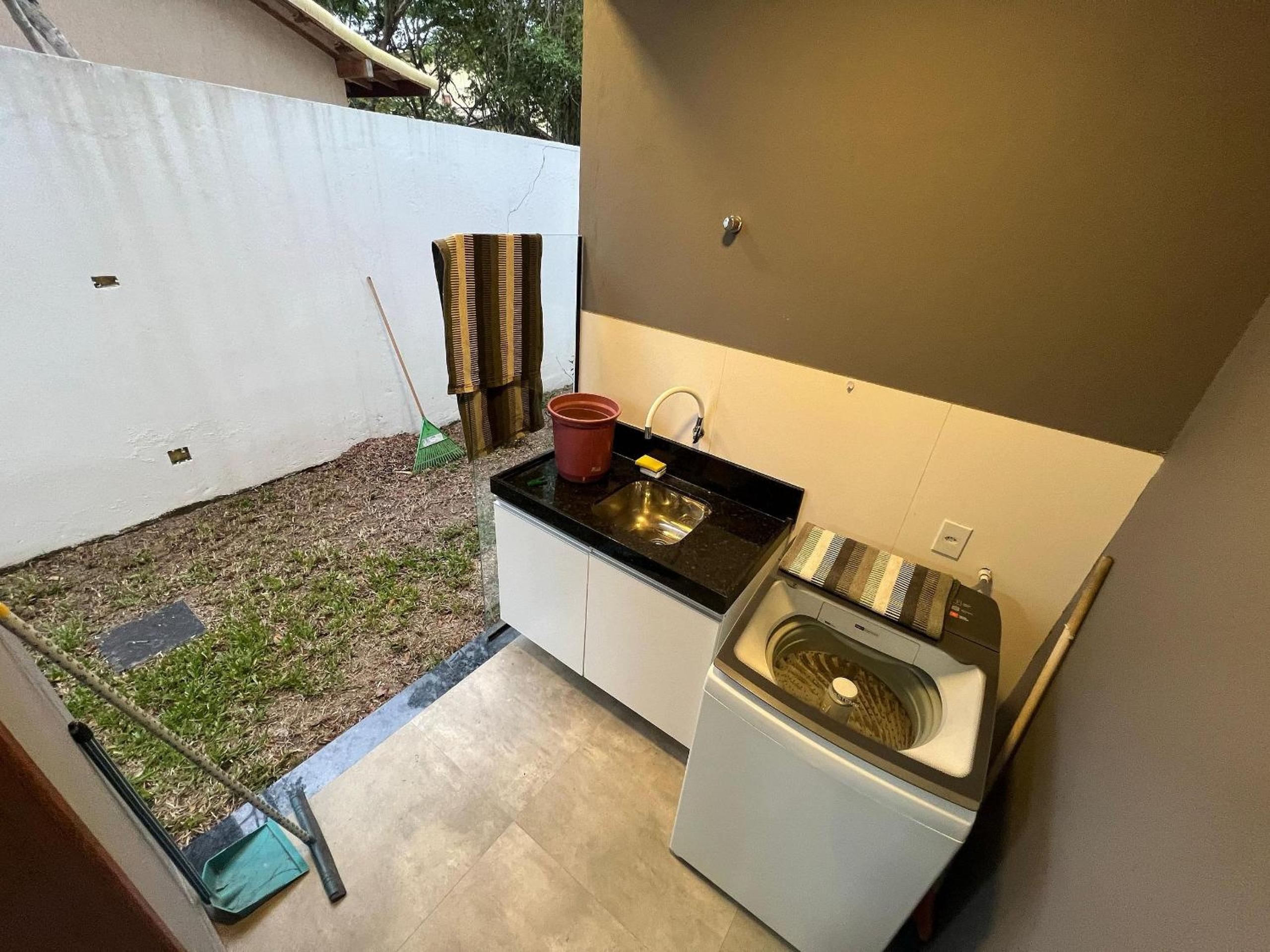 Casa Alto Padrão com garagem em Búzios