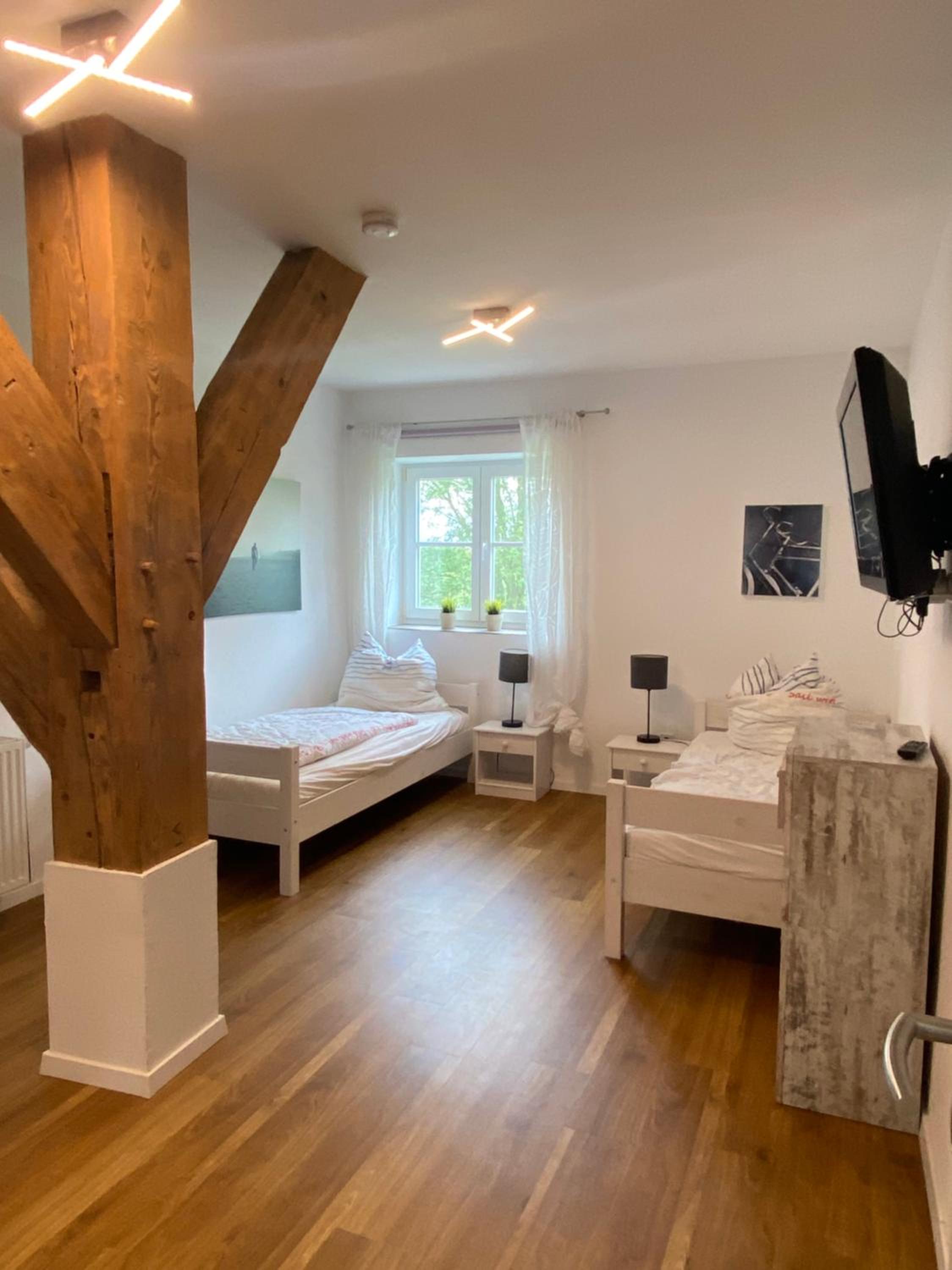 4 Sterne DTV Ferienwohnung & 2 Pfödchen DTV 