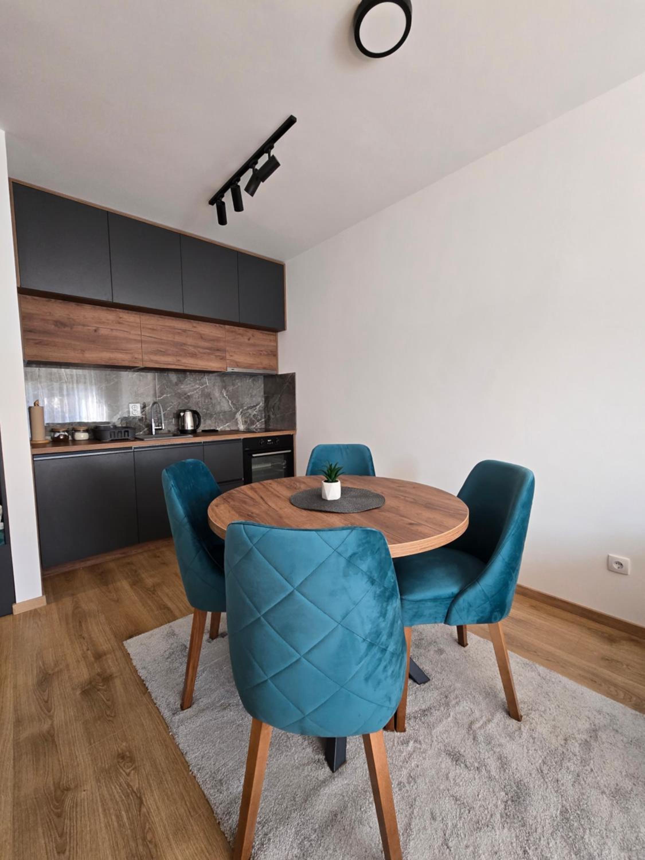 Sunny lux apartman view 4