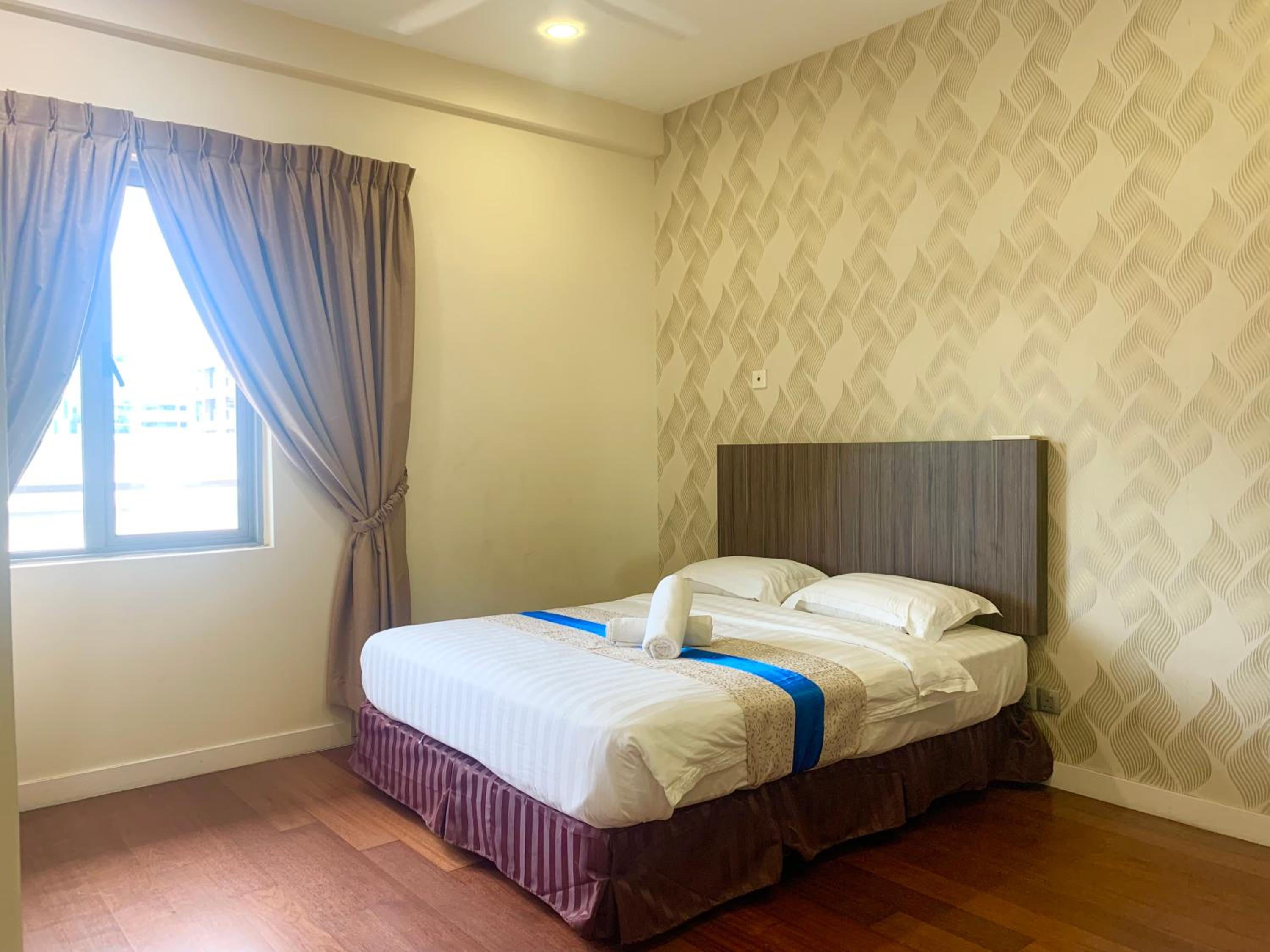 Sunset Seaview Vacation Condos @ IMAGO Shopping Mall, photo 129