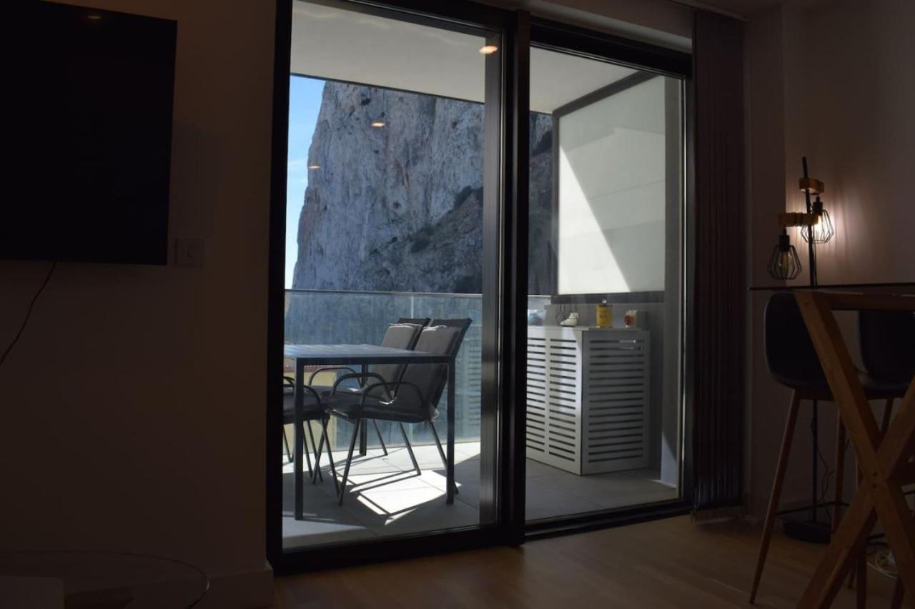 Chic Apartment And Spa Gibraltar