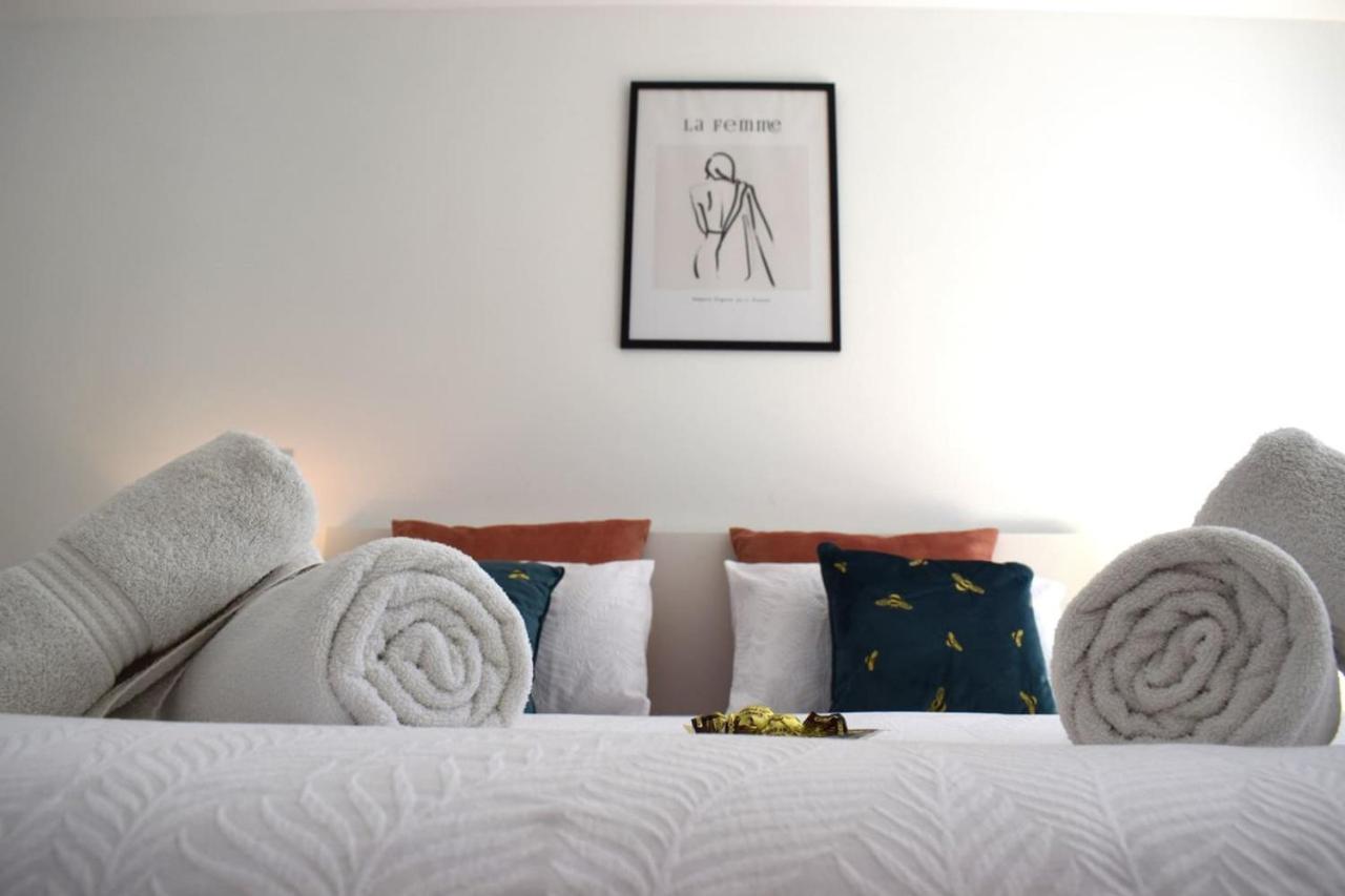 Chic Apartment And Spa Gibraltar