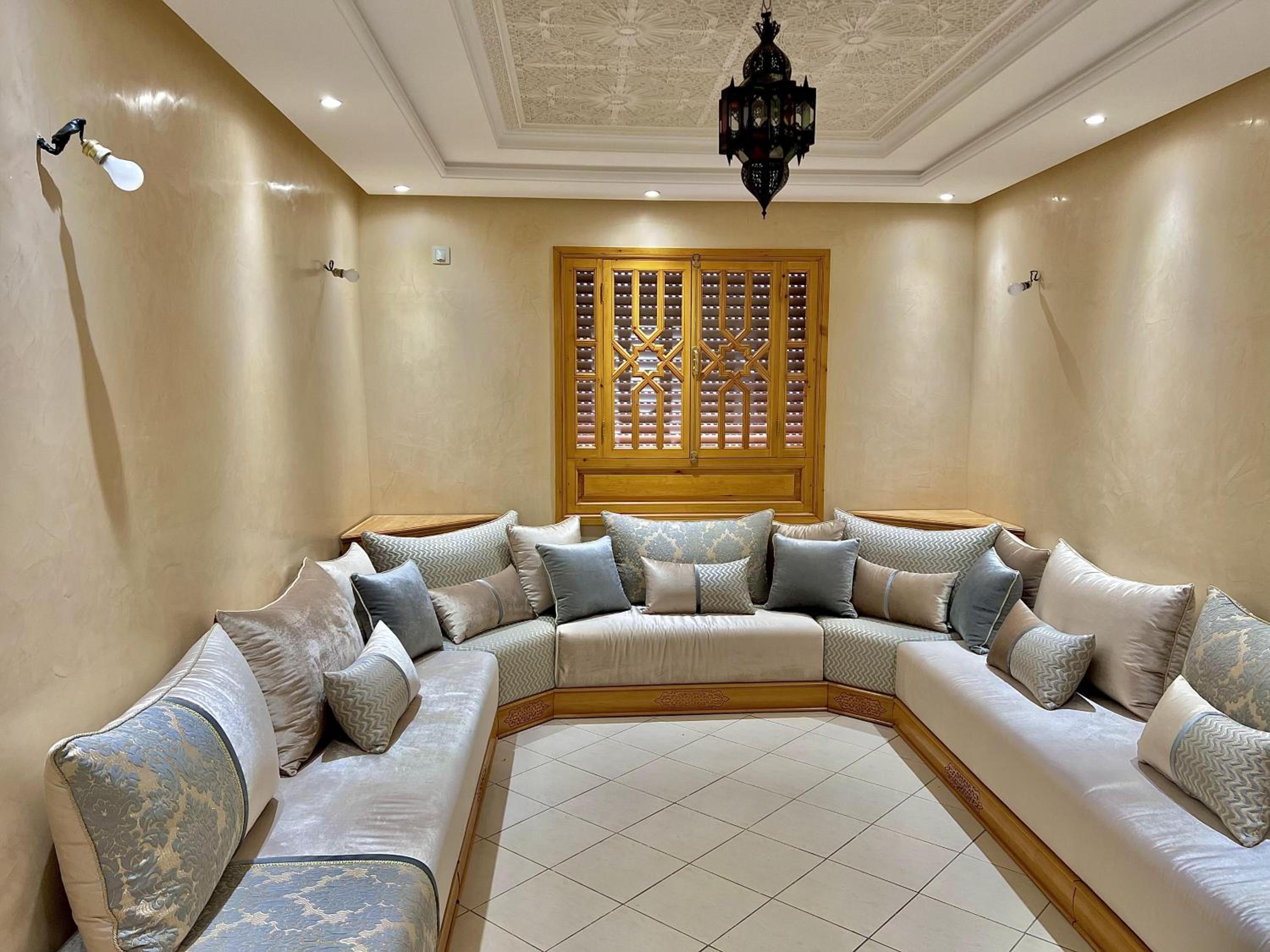 Excellent apparentement, - main view