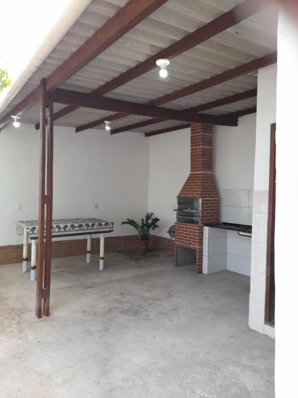 casa de praia check in Aparti de 13 hrs checkout ate 11 hrs