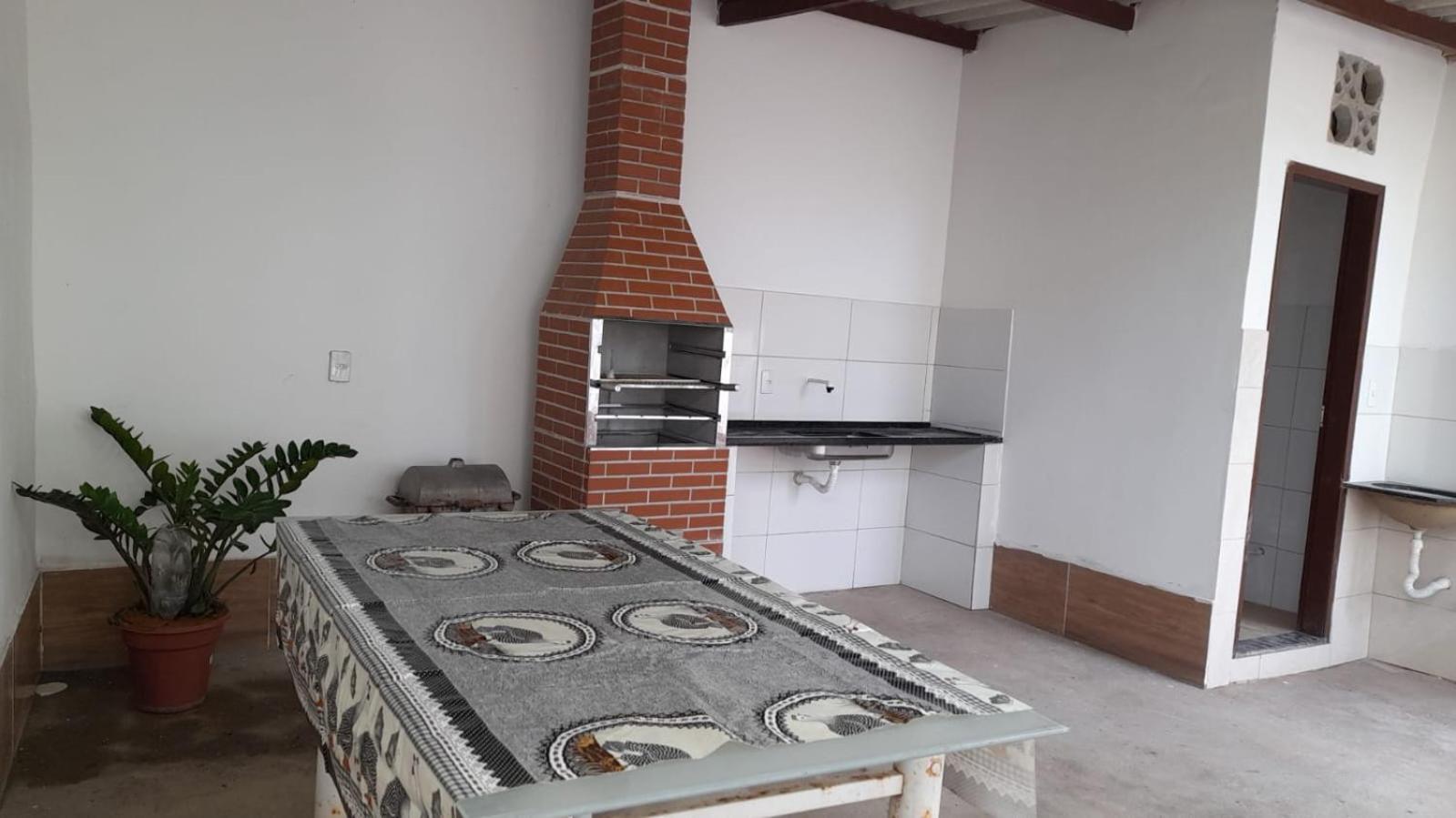 casa de praia check in Aparti de 13 hrs checkout ate 11 hrs