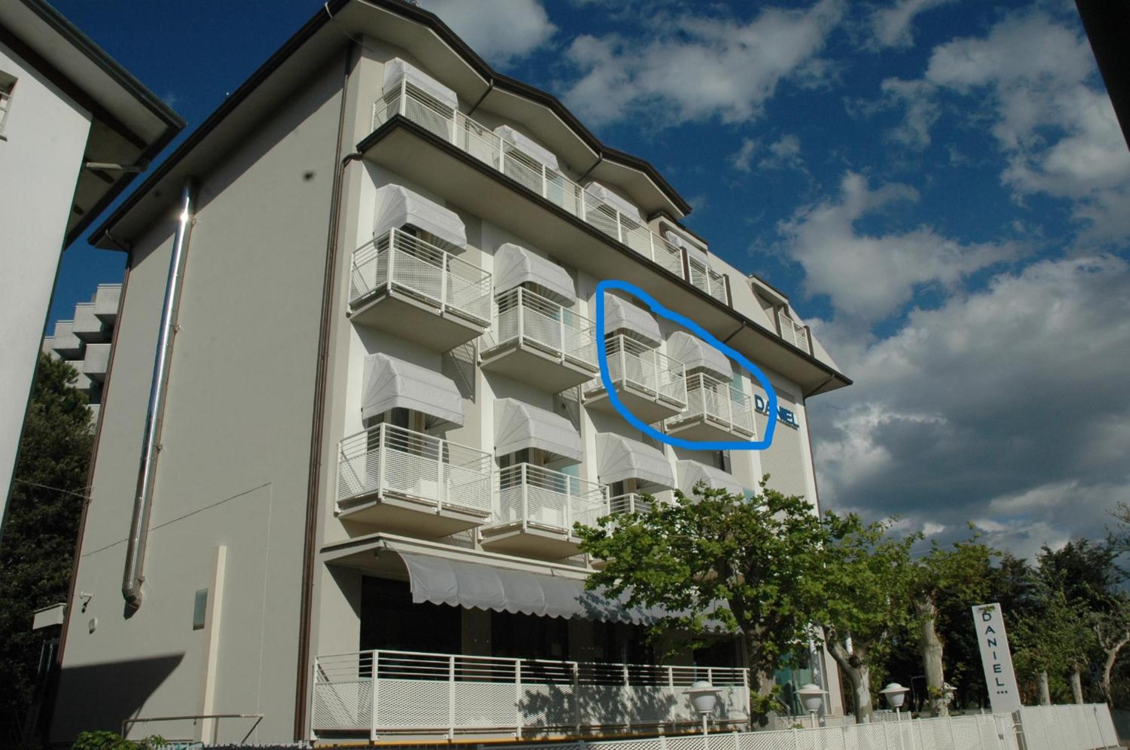 Daniel Apartments