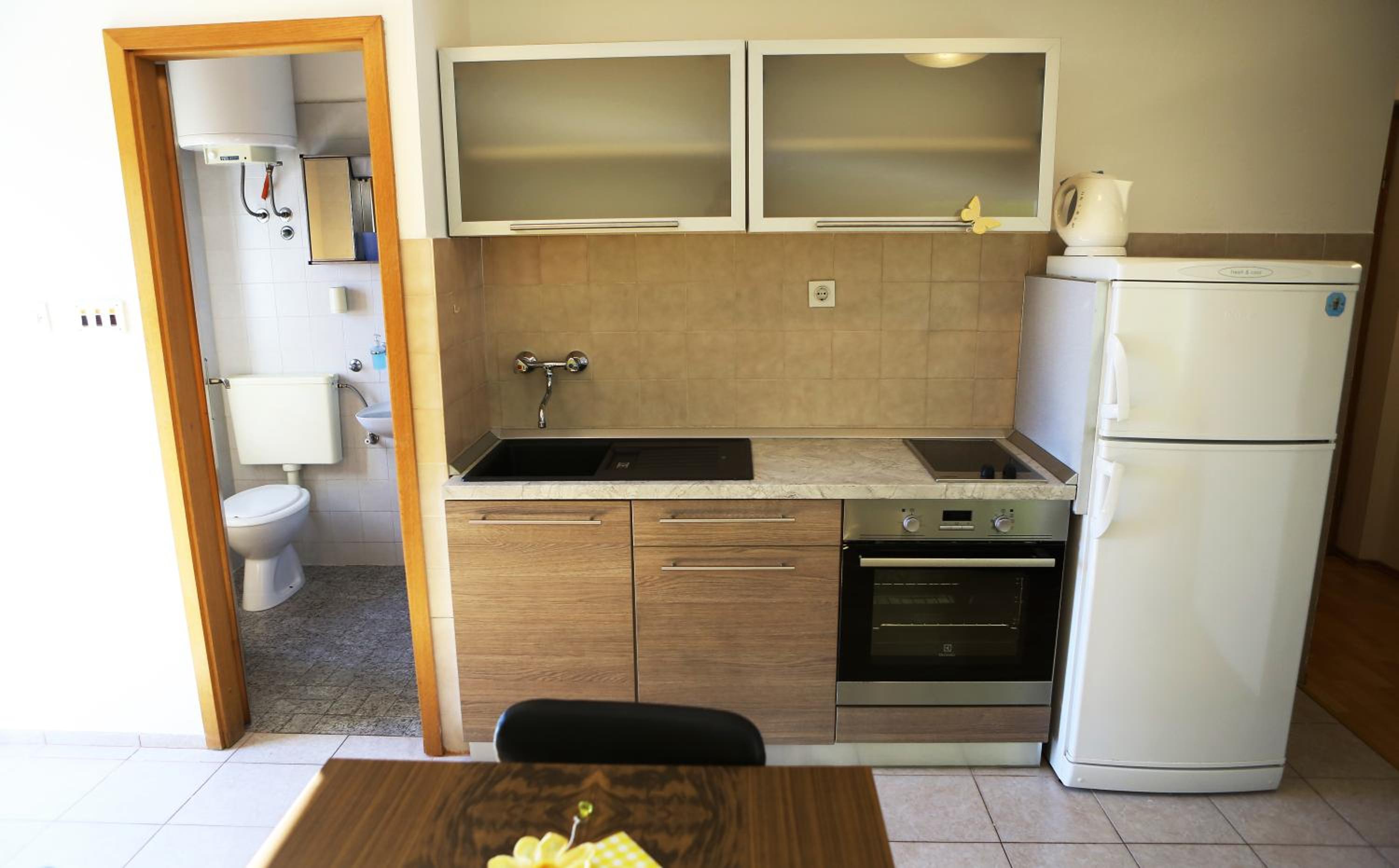 Apartmani STANIĆ - Coastal Comfort Beach Apartments view 3
