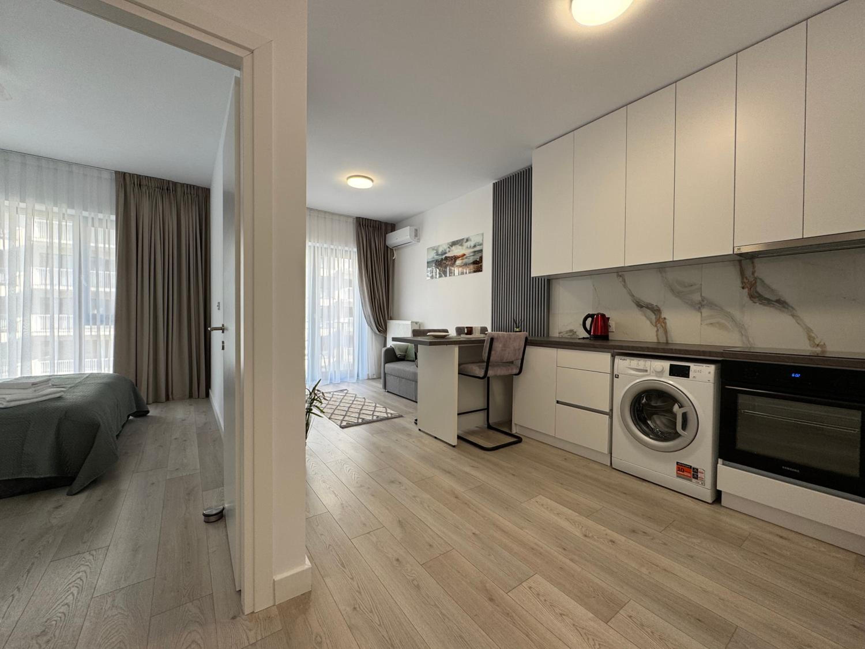 Xclusive luxury Silk District