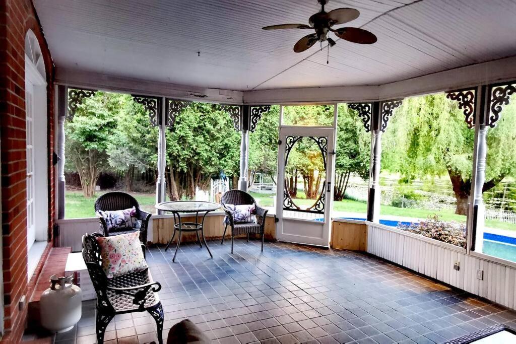 Waterfront heated pool seasonal Acre yard BBQ