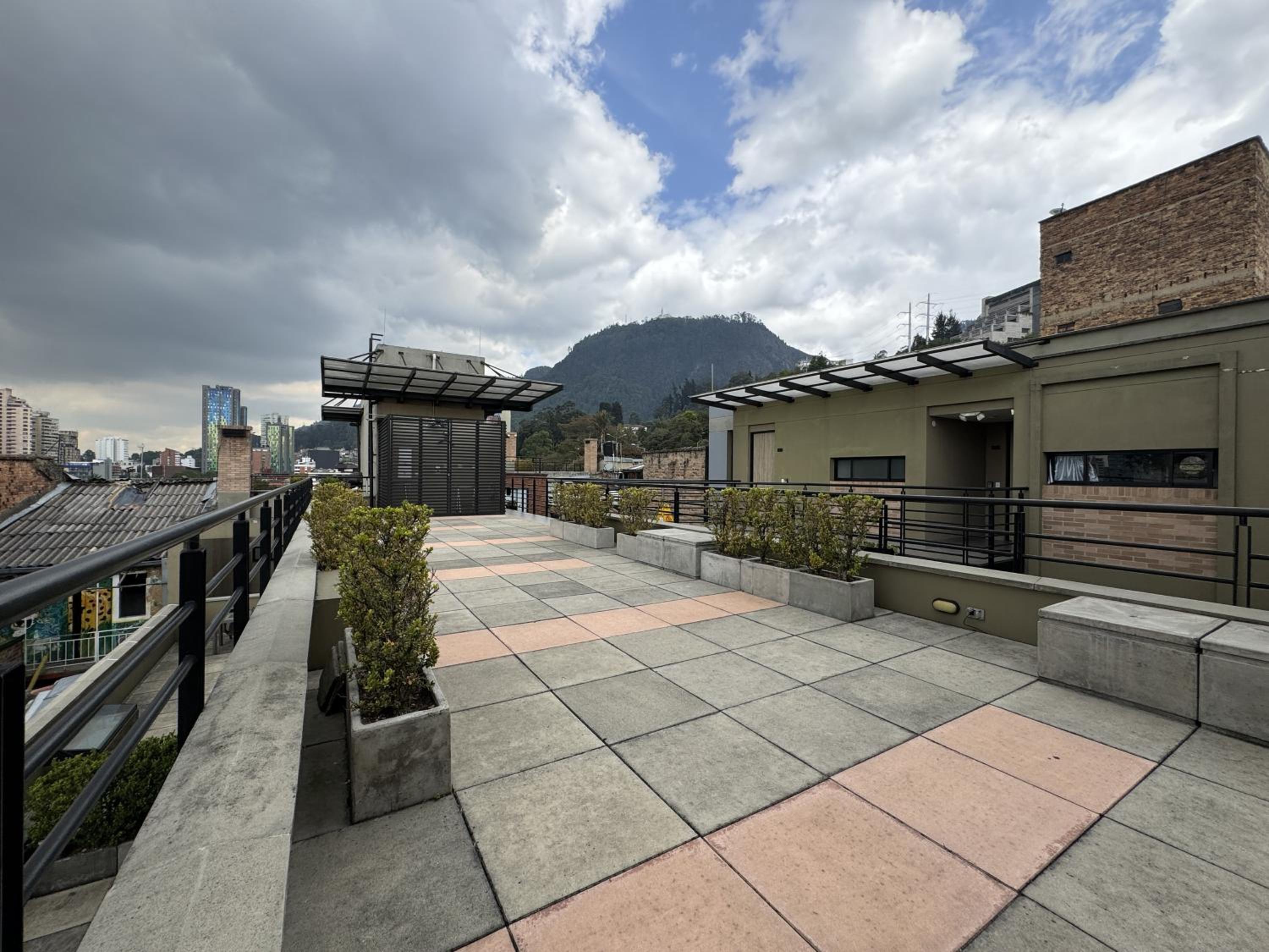 Moderno apartaestudio en La Candelaria, cerca de museos y universidades !!!
