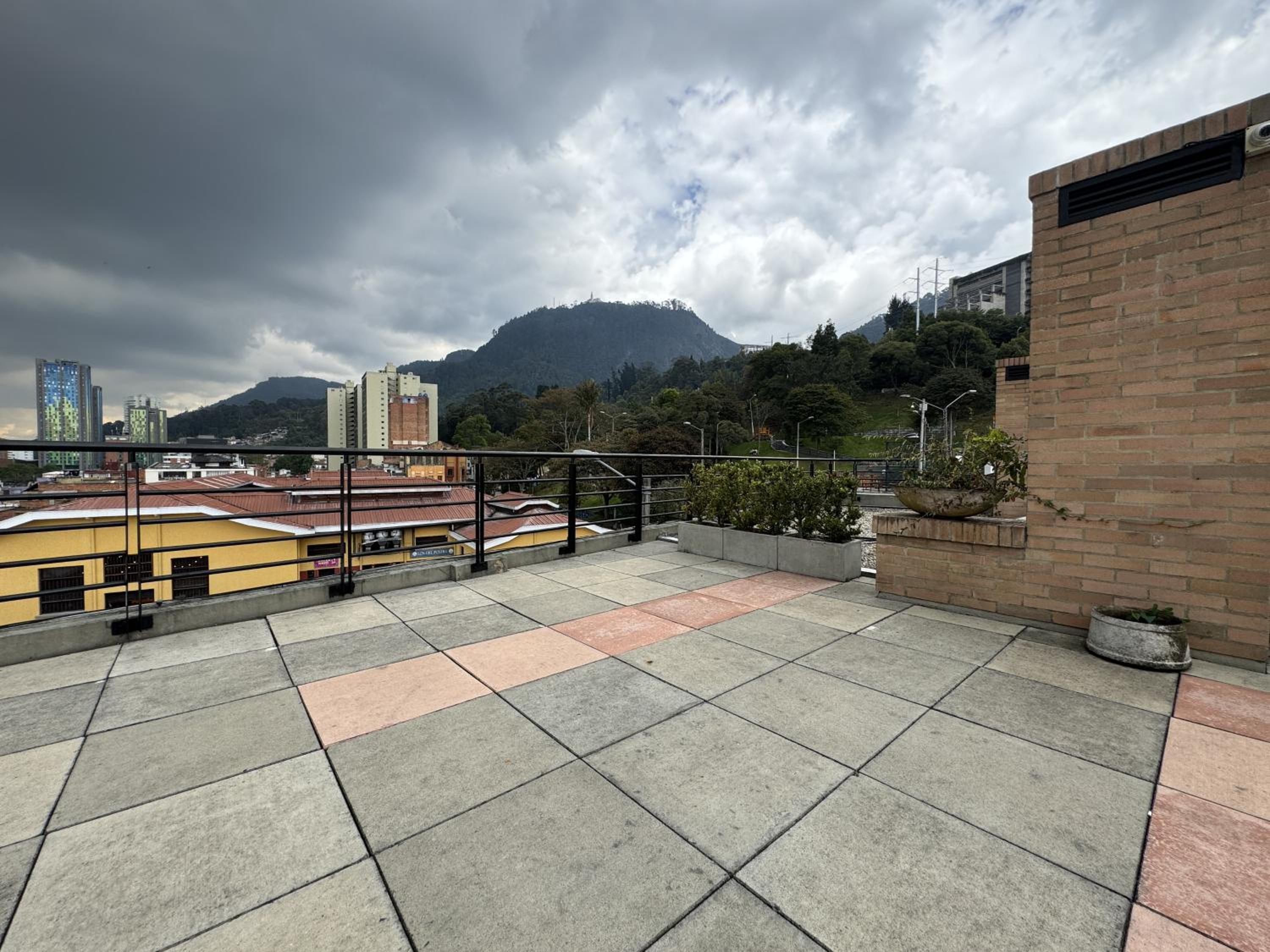 Moderno apartaestudio en La Candelaria, cerca de museos y universidades !!!