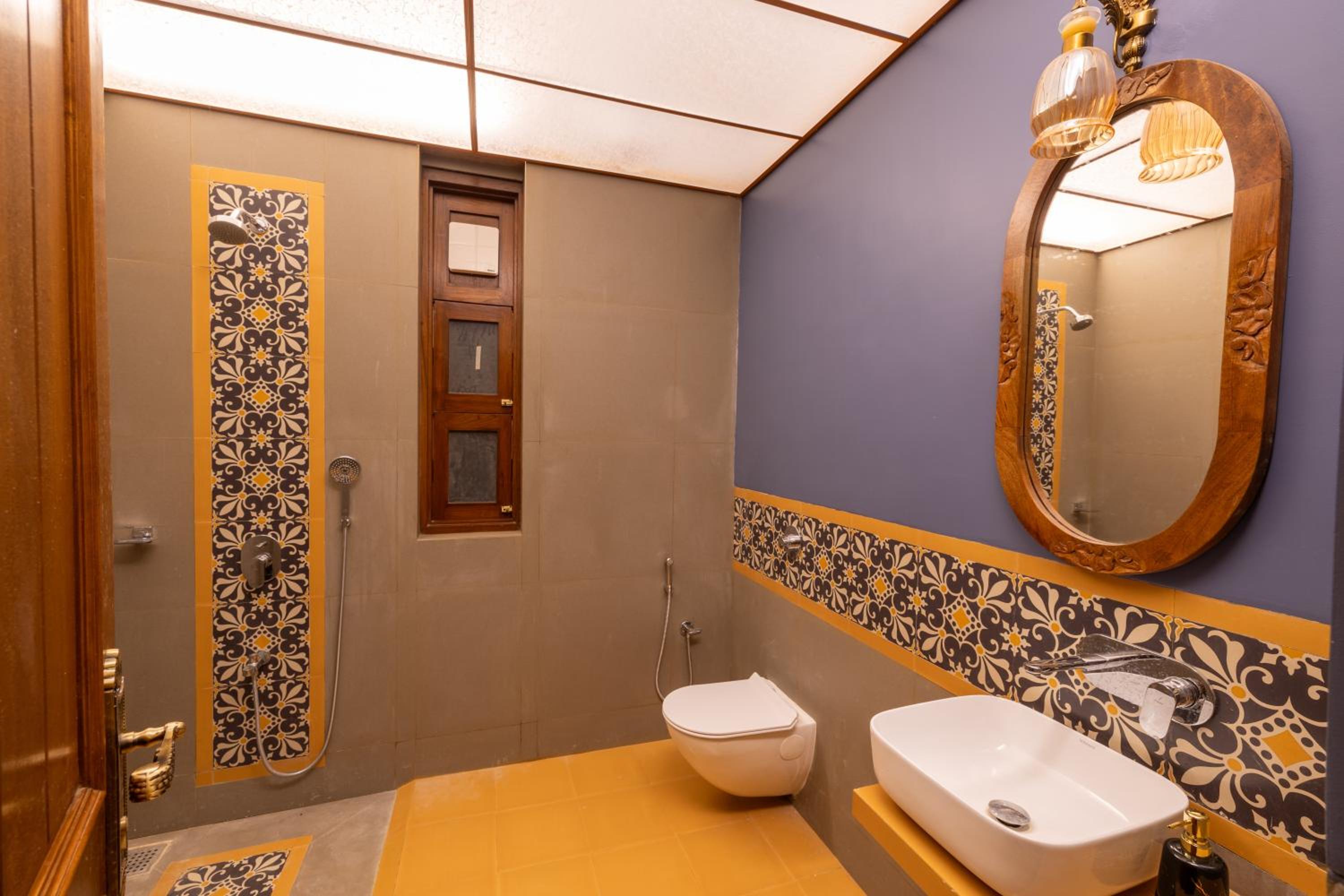 Ishaan Holiday Home
