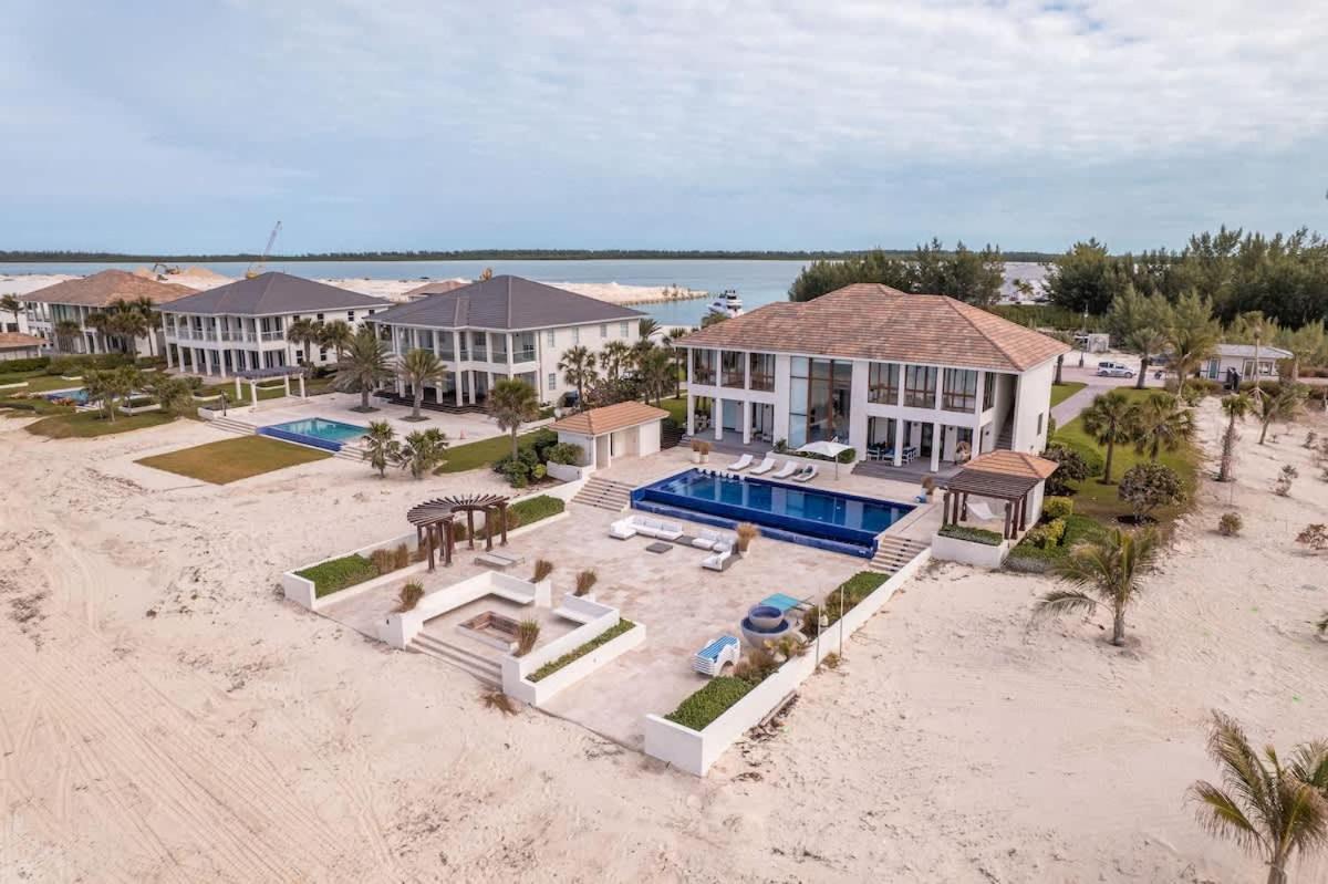 Biminis Beachfront Dream Villa
