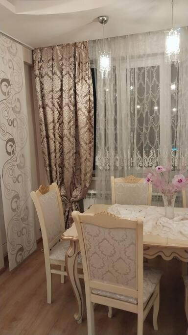 Yasamal Home by Bektash Groups