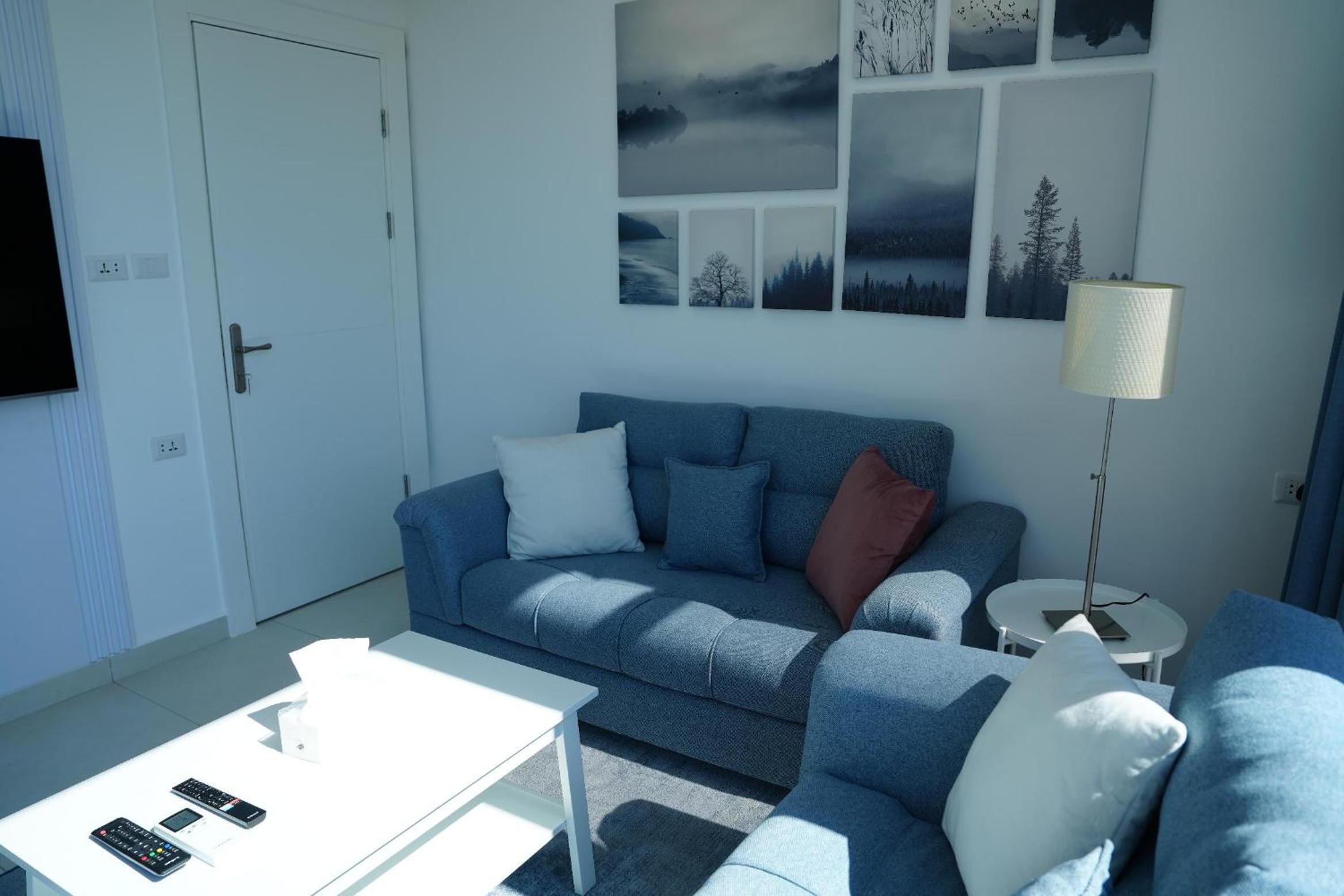 Janty Apartments
