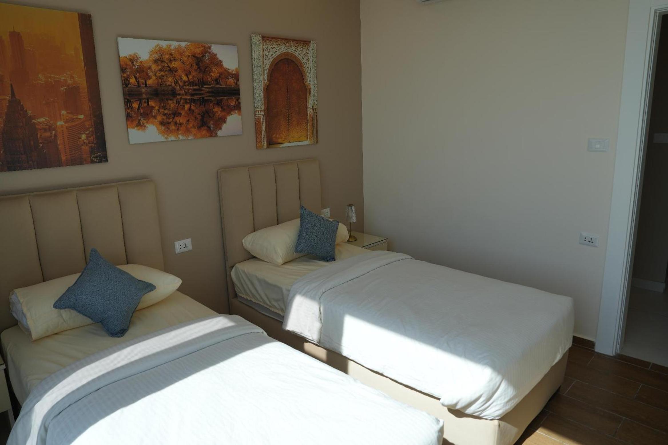 Janty Apartments