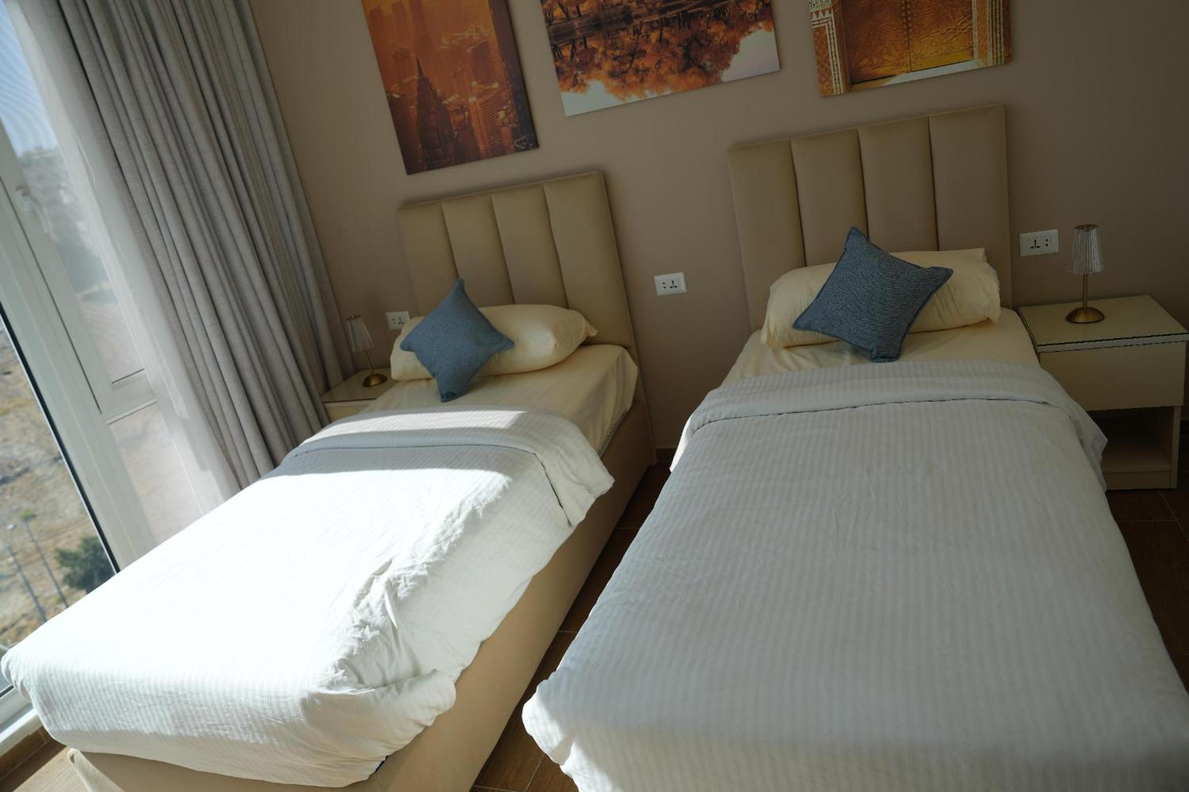 Janty Apartments