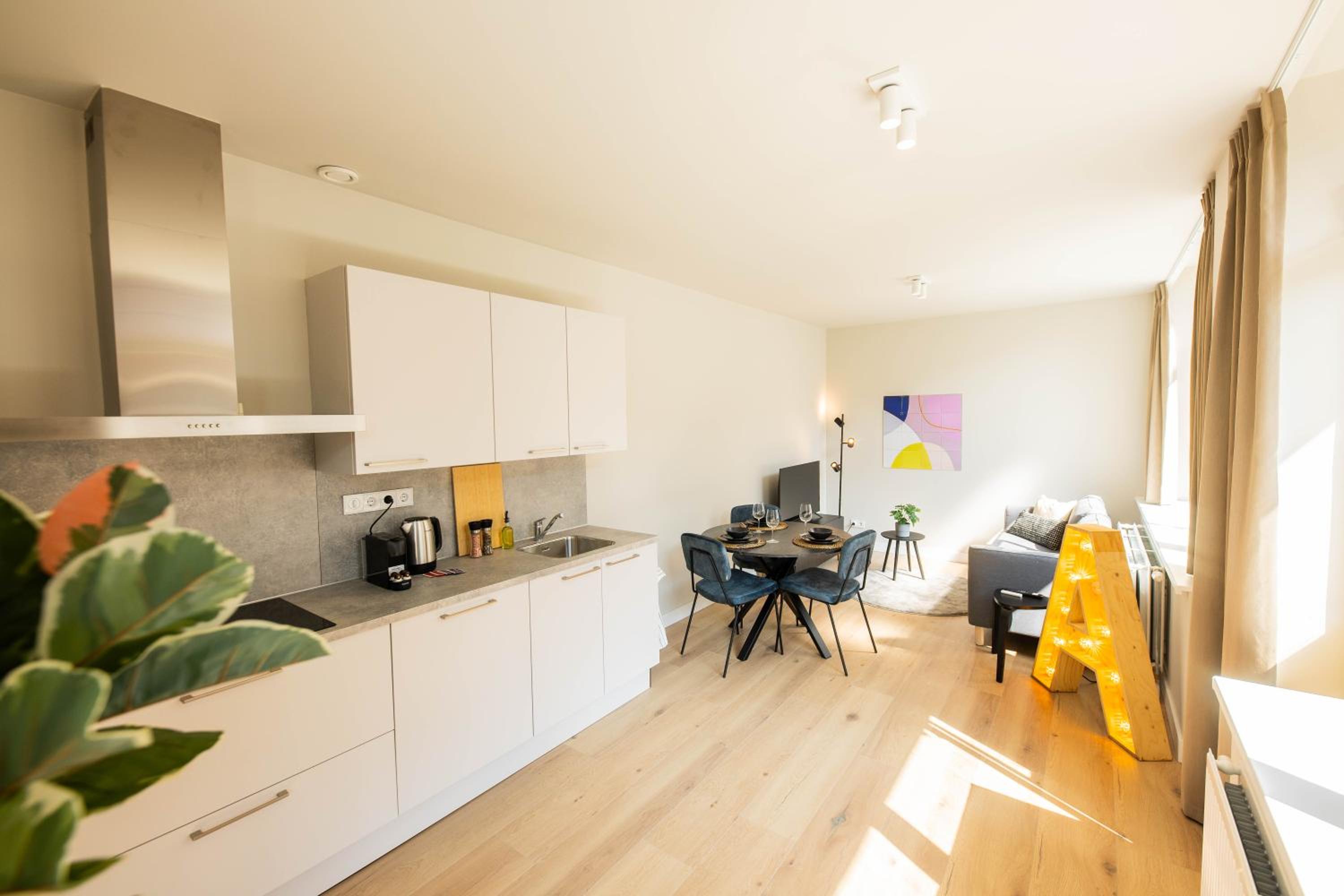 Alphabet Apartments - Westersingel 320