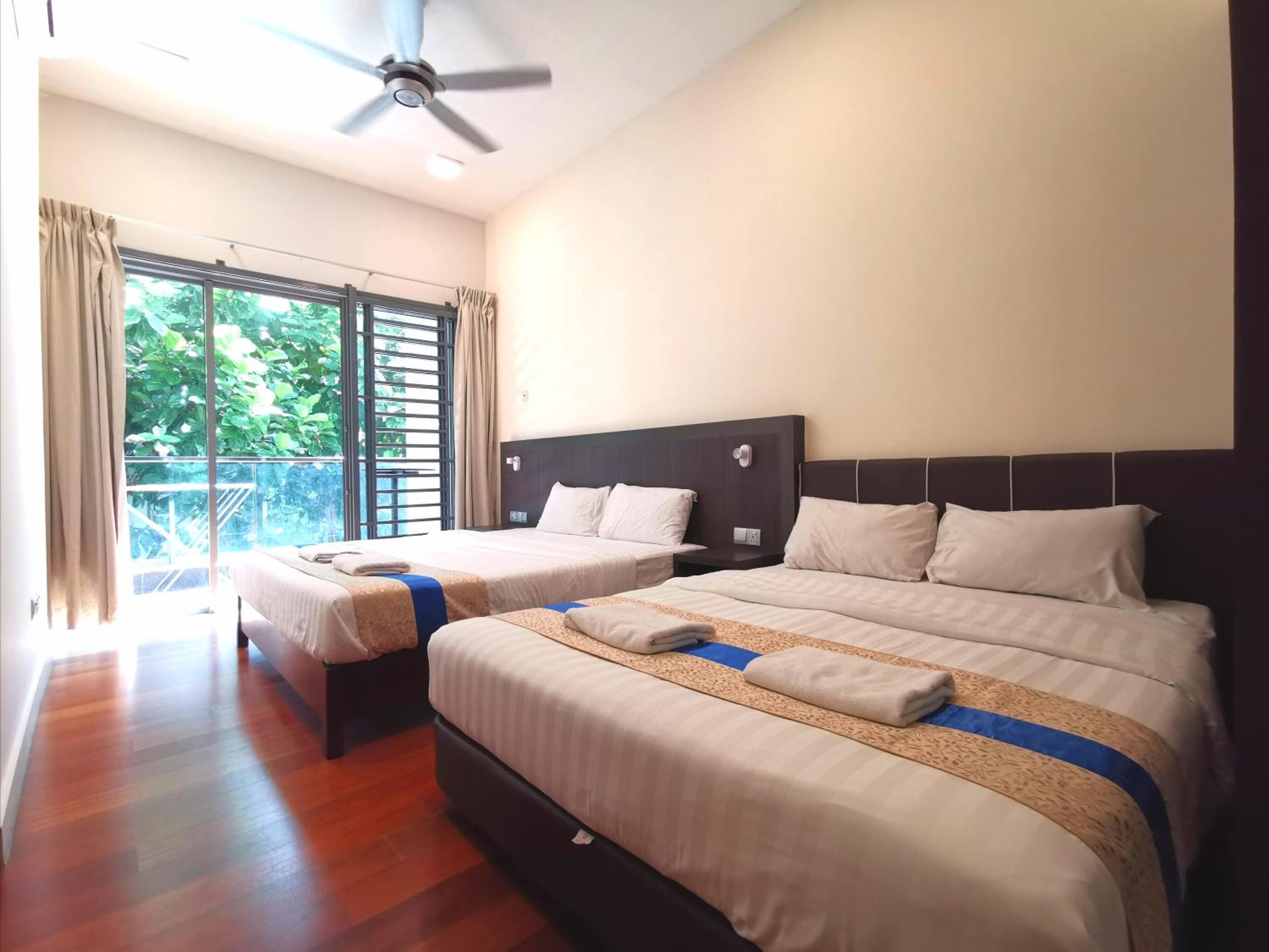 Sunset Seaview Vacation Condos @ IMAGO Shopping Mall, photo 40