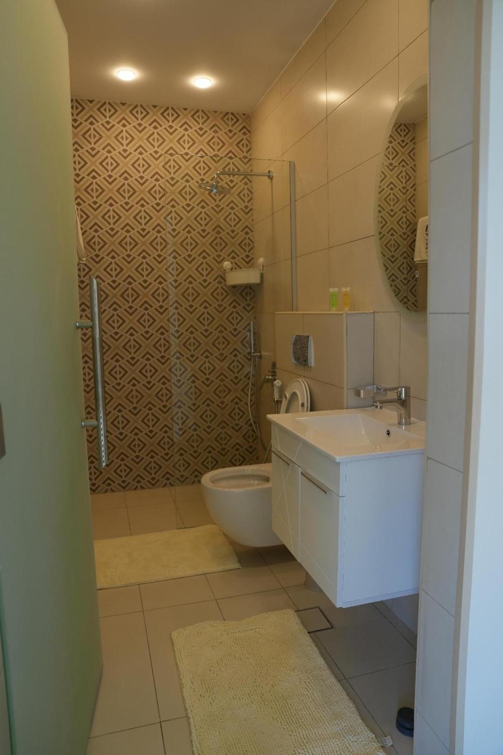 Janty Apartments