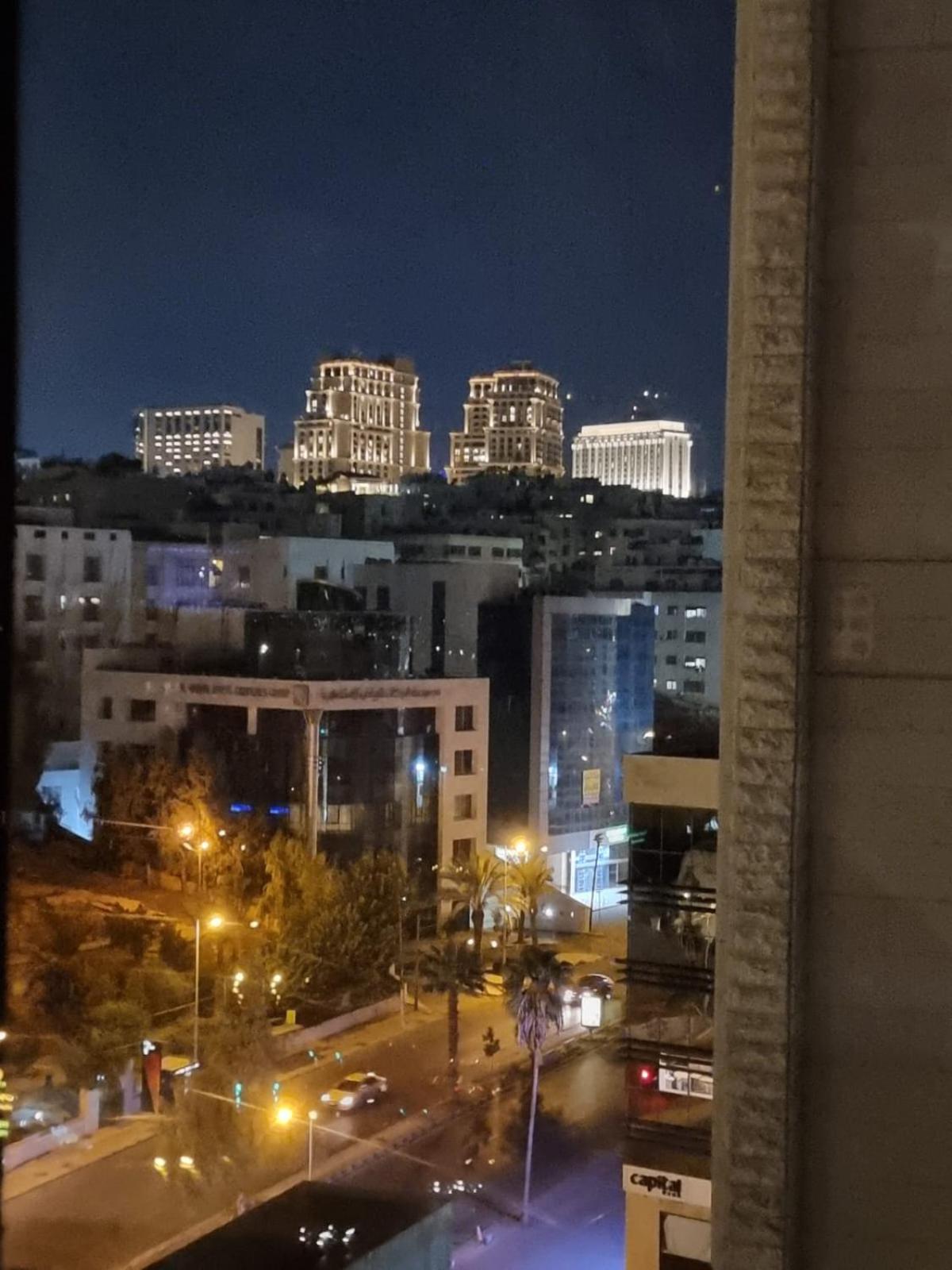 Janty Apartments