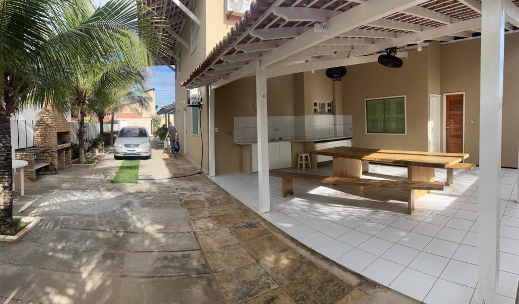Casa Condomínio