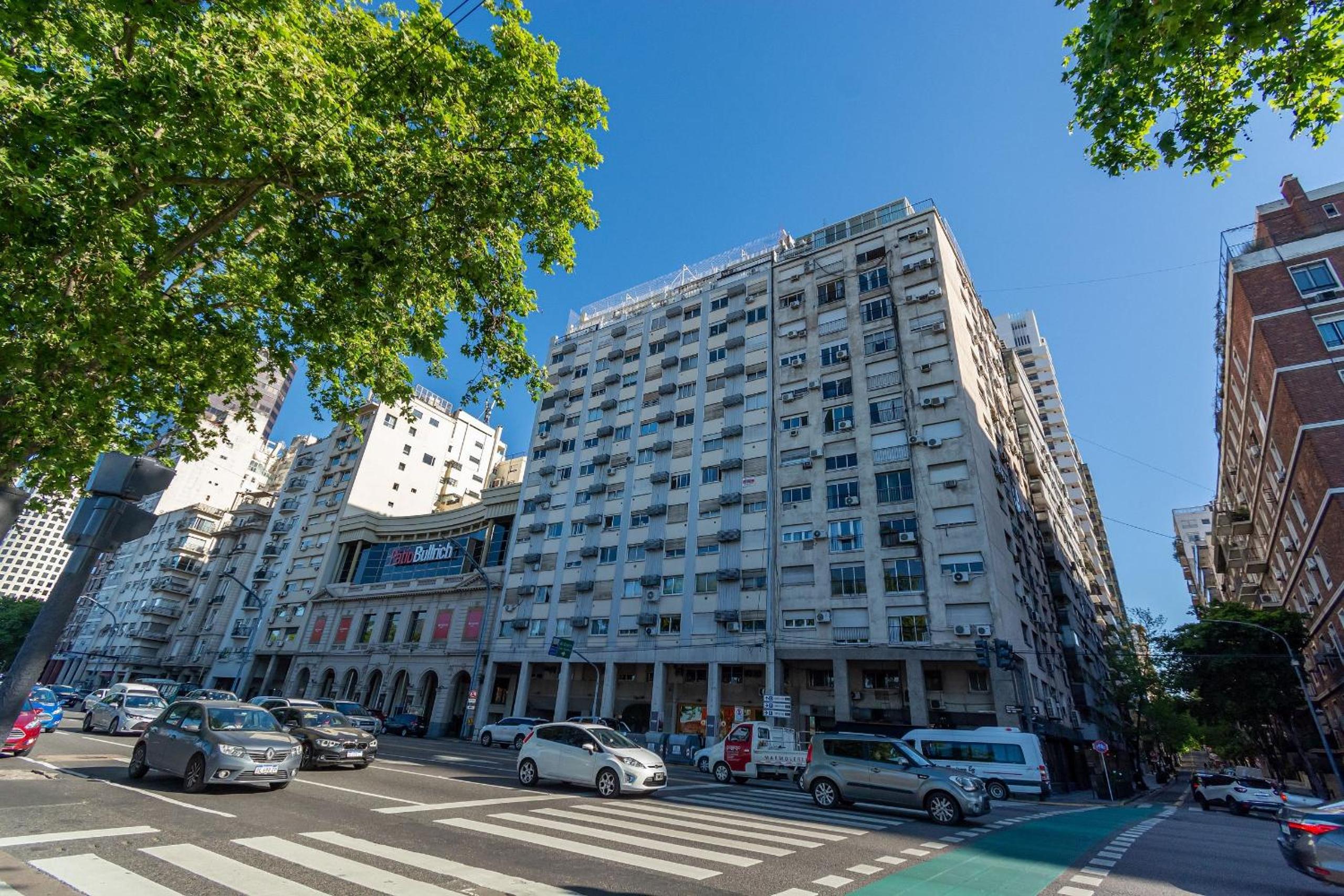 Modern Studio on Av. Libertador | 24/7 Security