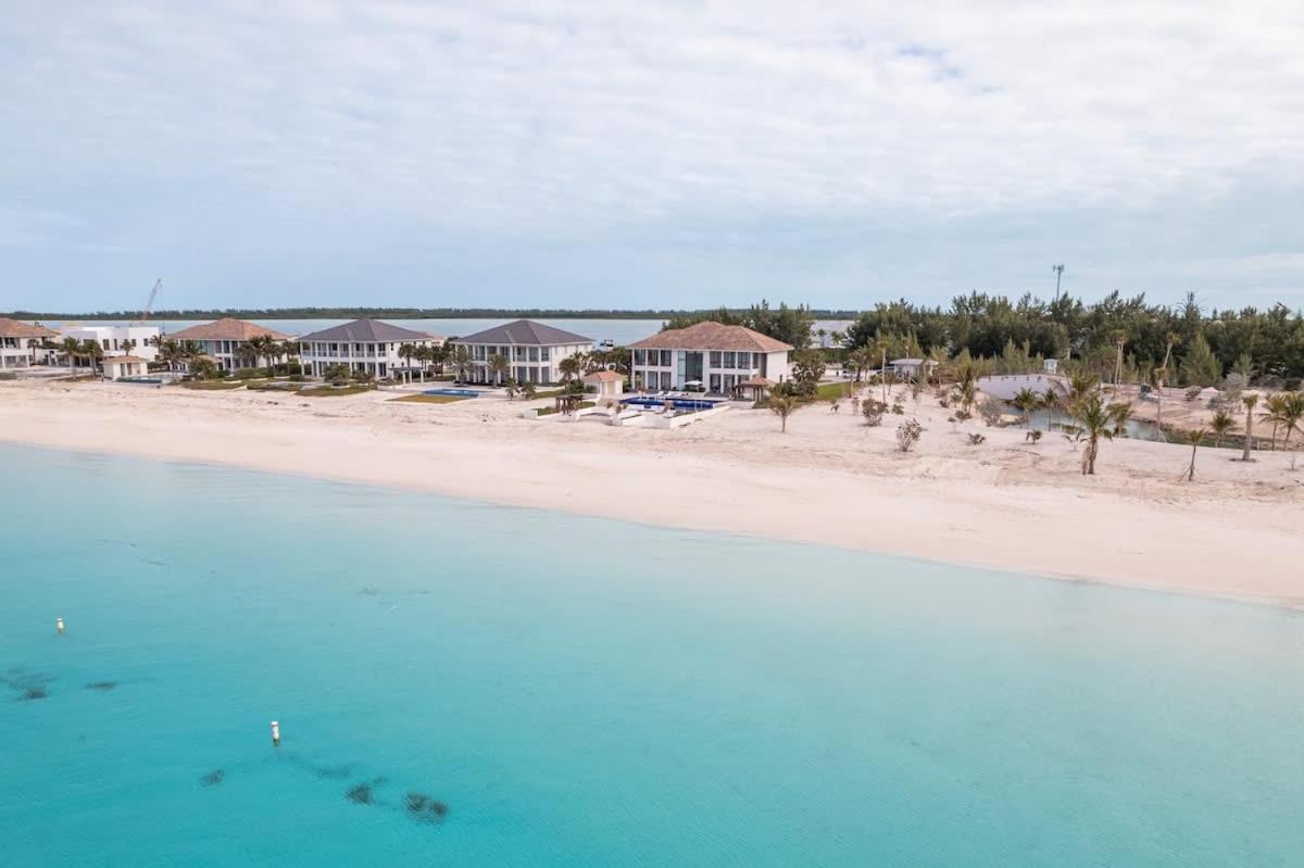 Biminis Beachfront Dream Villa