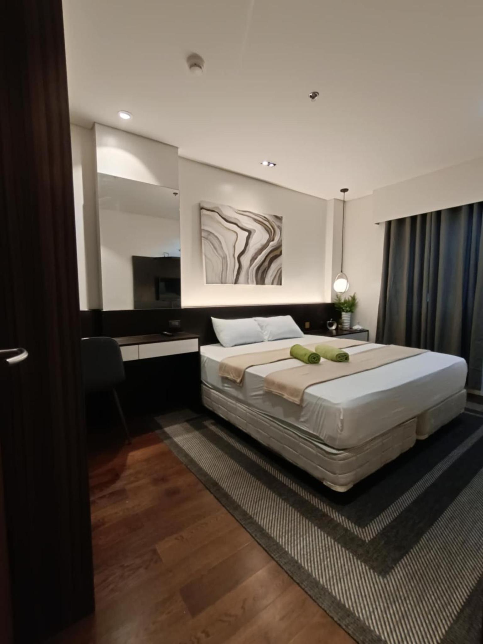 Tambuli 1 Bedroom Beachfront Condo view 3