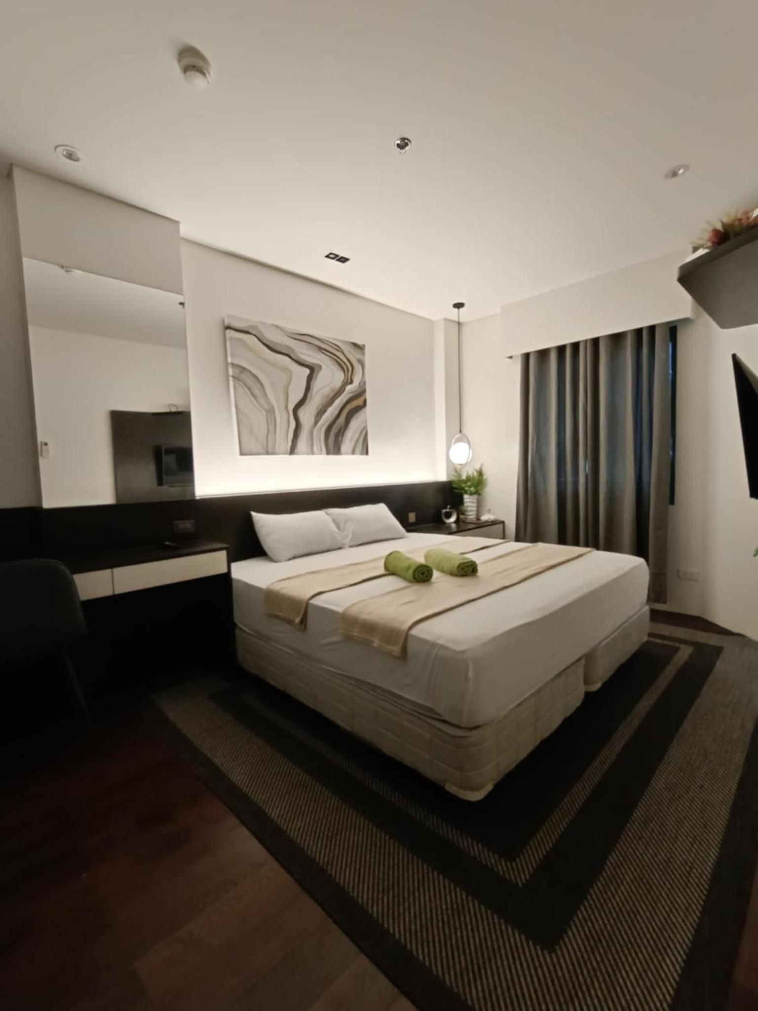 Tambuli 1 Bedroom Beachfront Condo view 4