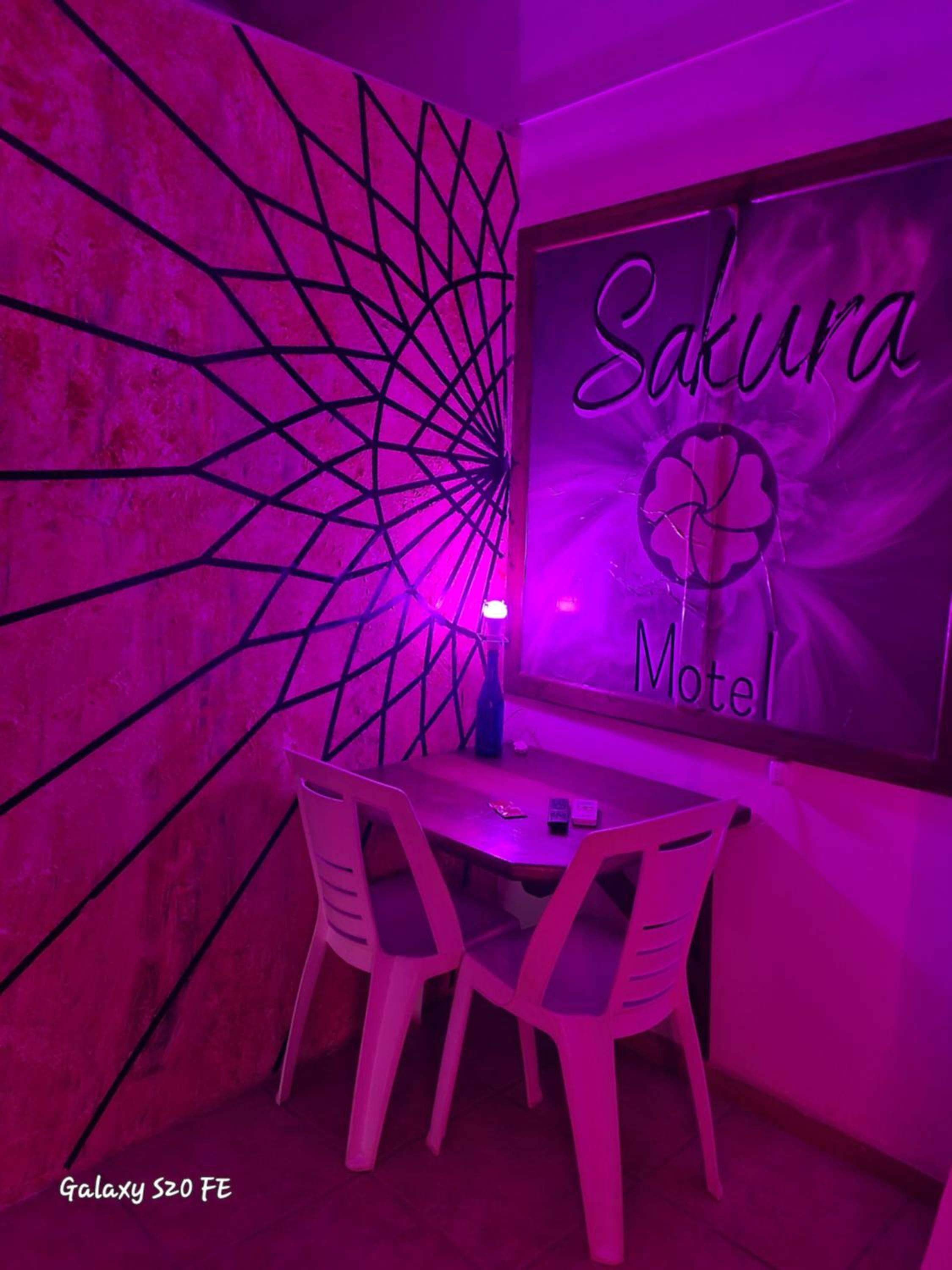 Sakura motel