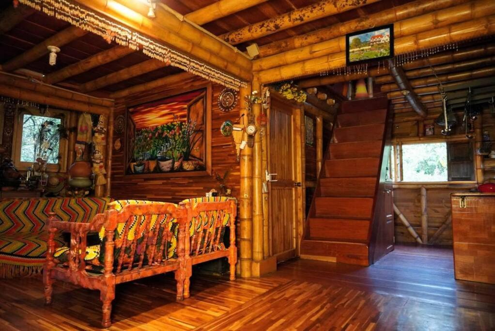 Amplia Casa Campestre en Santa Elena cerca a Medellín - Cabaña Aru