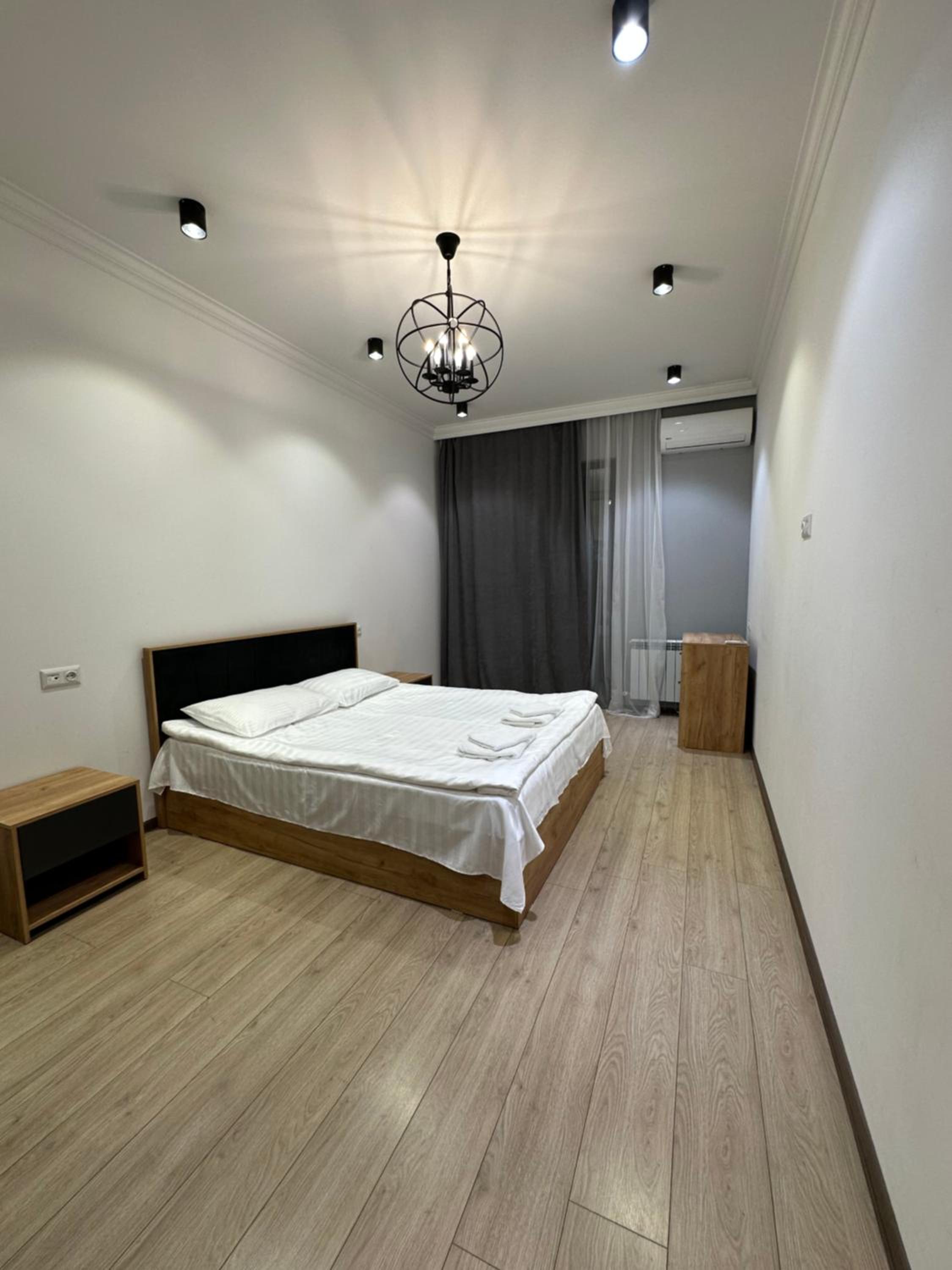 Saryan House