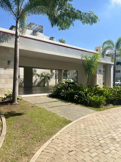 Elegante y Moderno Apartamento